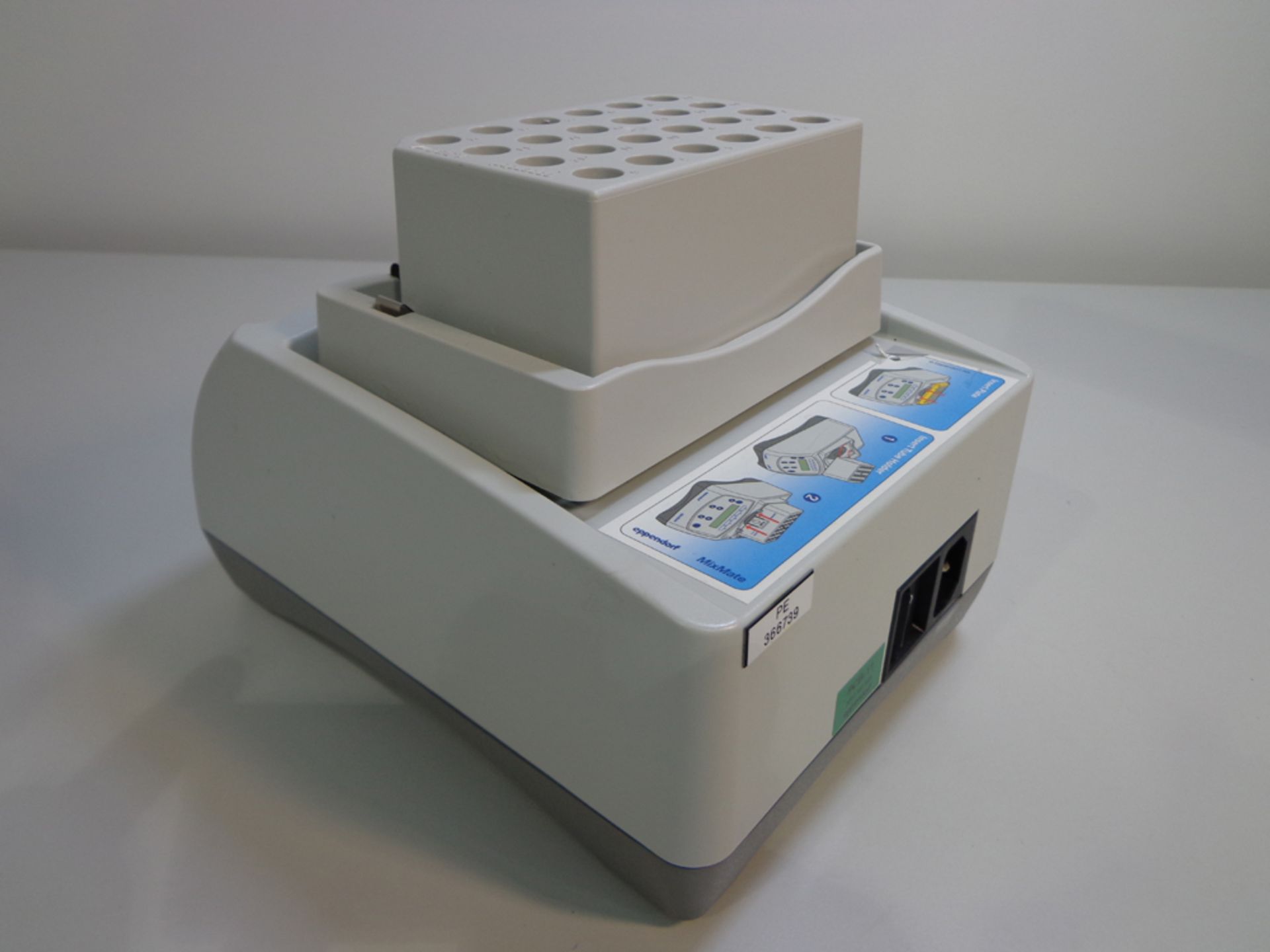 Eppendorf Mixmate Microplate Shaker, model 5353, S/N 5353AN013266 - Image 5 of 7