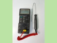 Fluke Model 52 K/J Thermometer and Thermocouple with Probe, S/N 5870183