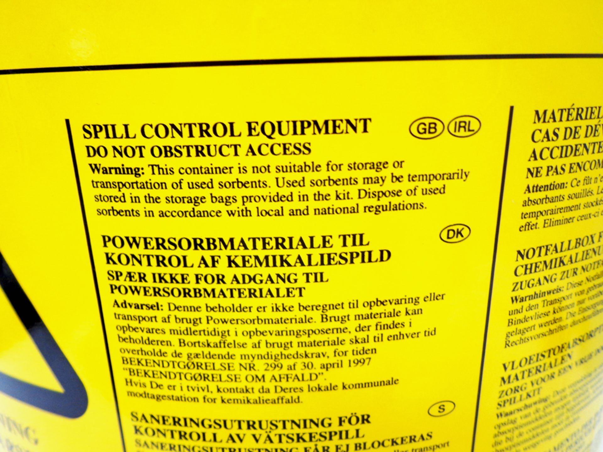 3M SK 26 Chemical Spill Control Kit for Absorption of Hazardous Liquids. - Image 4 of 8