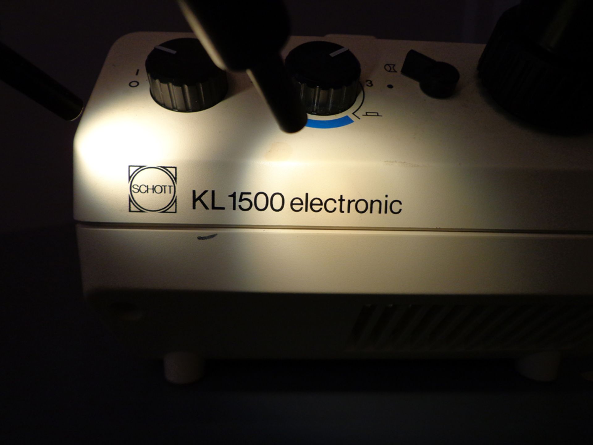 Schott KL1500-T Cold Light Source with Twin Goose Neck Fiber Optic Illuminator, S/N 01662 - Image 8 of 8