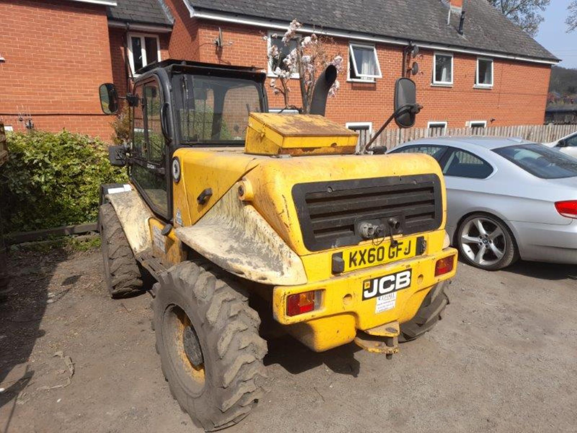 JCB Loadall 520-50 telehandler, Reg No: KX60GFT, recorded hours: 3,174, with fork attachment. - Image 4 of 7