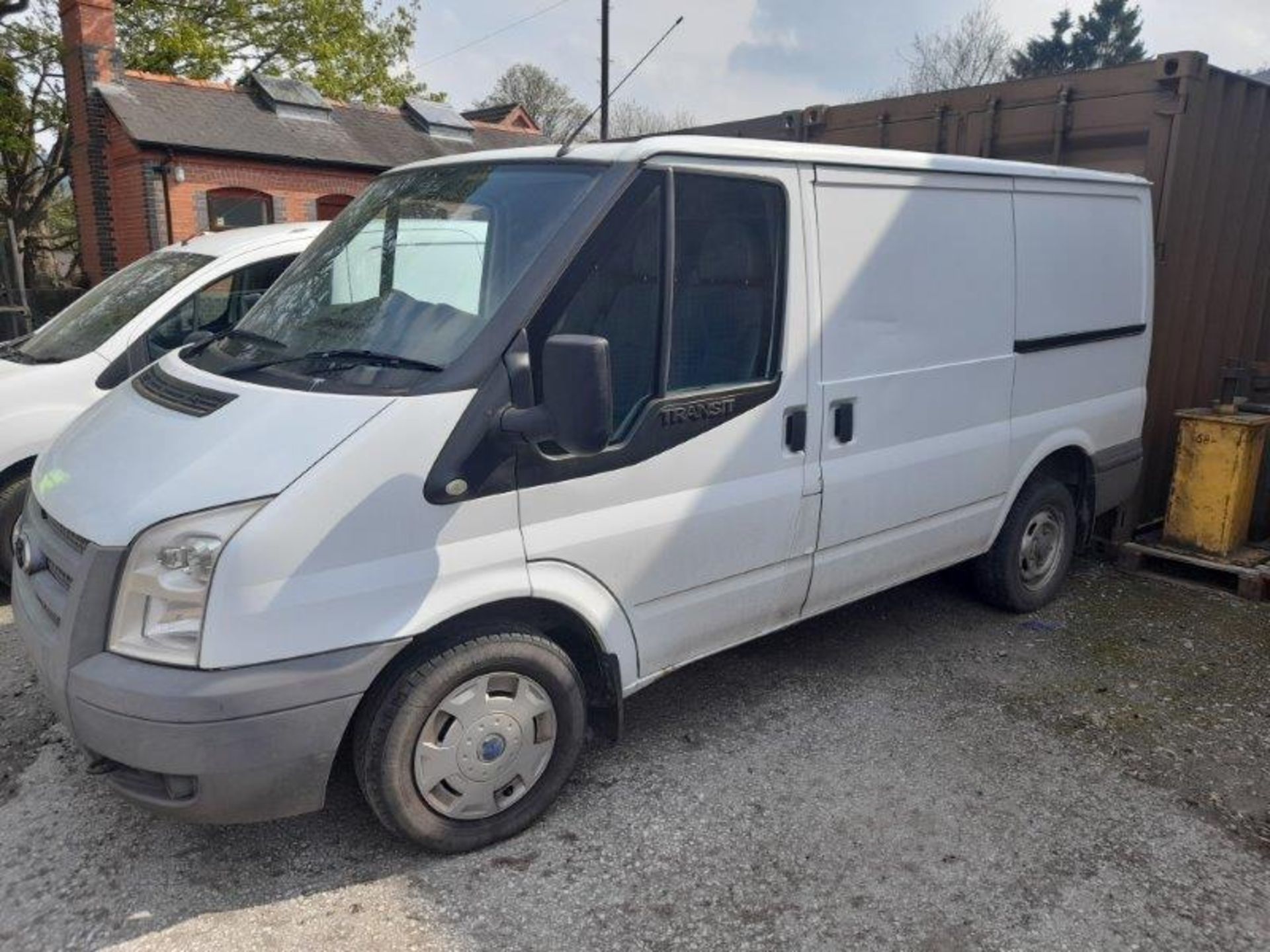 Ford Transit 260 SWB diesel FWD Low Roof TDCi 100ps van. Registration no. EK12 OJB. Date of - Image 3 of 5