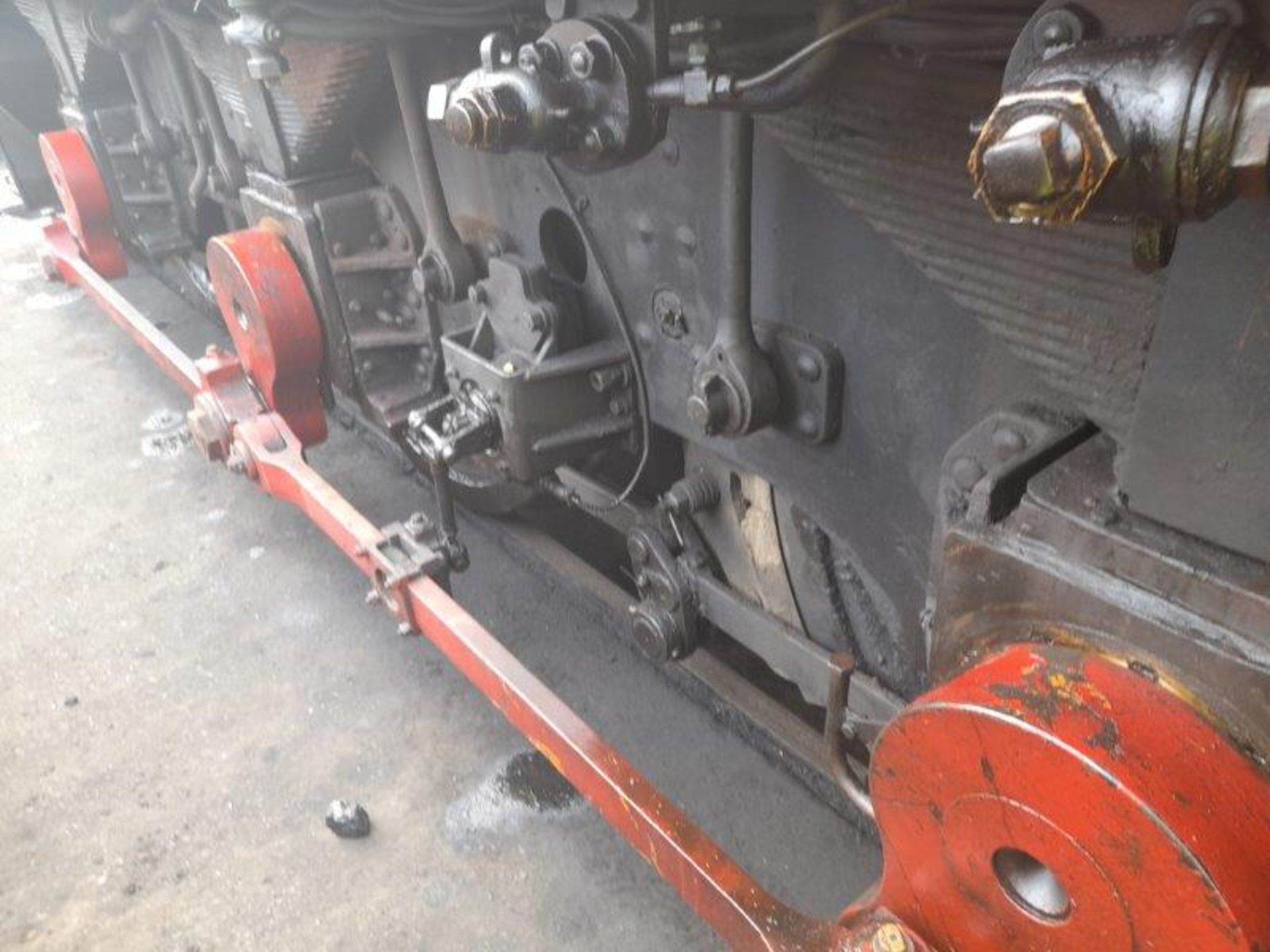 English Electric 350hp 0-6-0 diesel electric shunter (name: Davy) (Advised as runs but loses coolant - Image 7 of 13