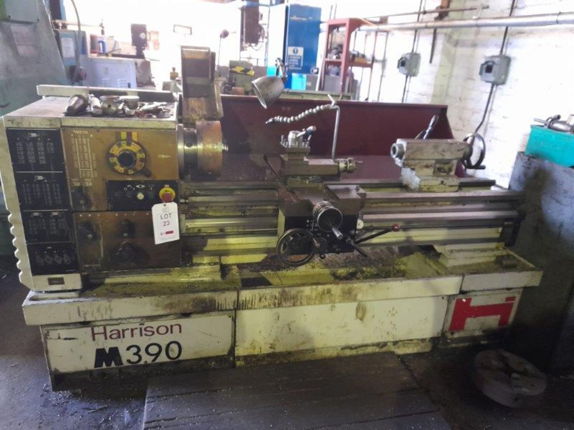 Harrison M390 gap bed lathe, Serial No: G70012 (1994), 48" between centres, 9" swing over bed with 4 - Image 2 of 4