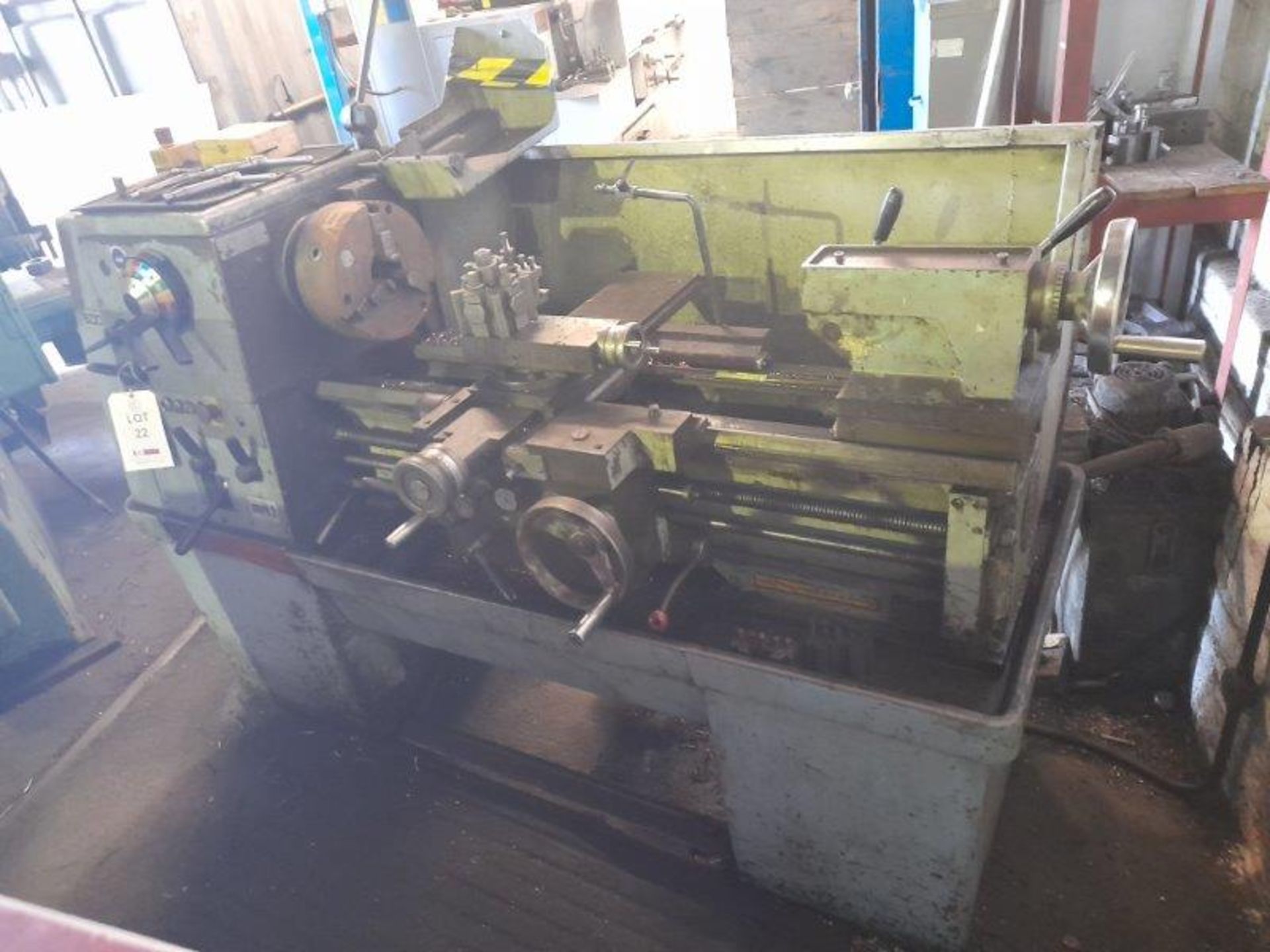 Colchester Triumph 2000TR SS and SC gap bed lathe, Serial No: 6/0083/22373, 32" between centres, - Bild 3 aus 3