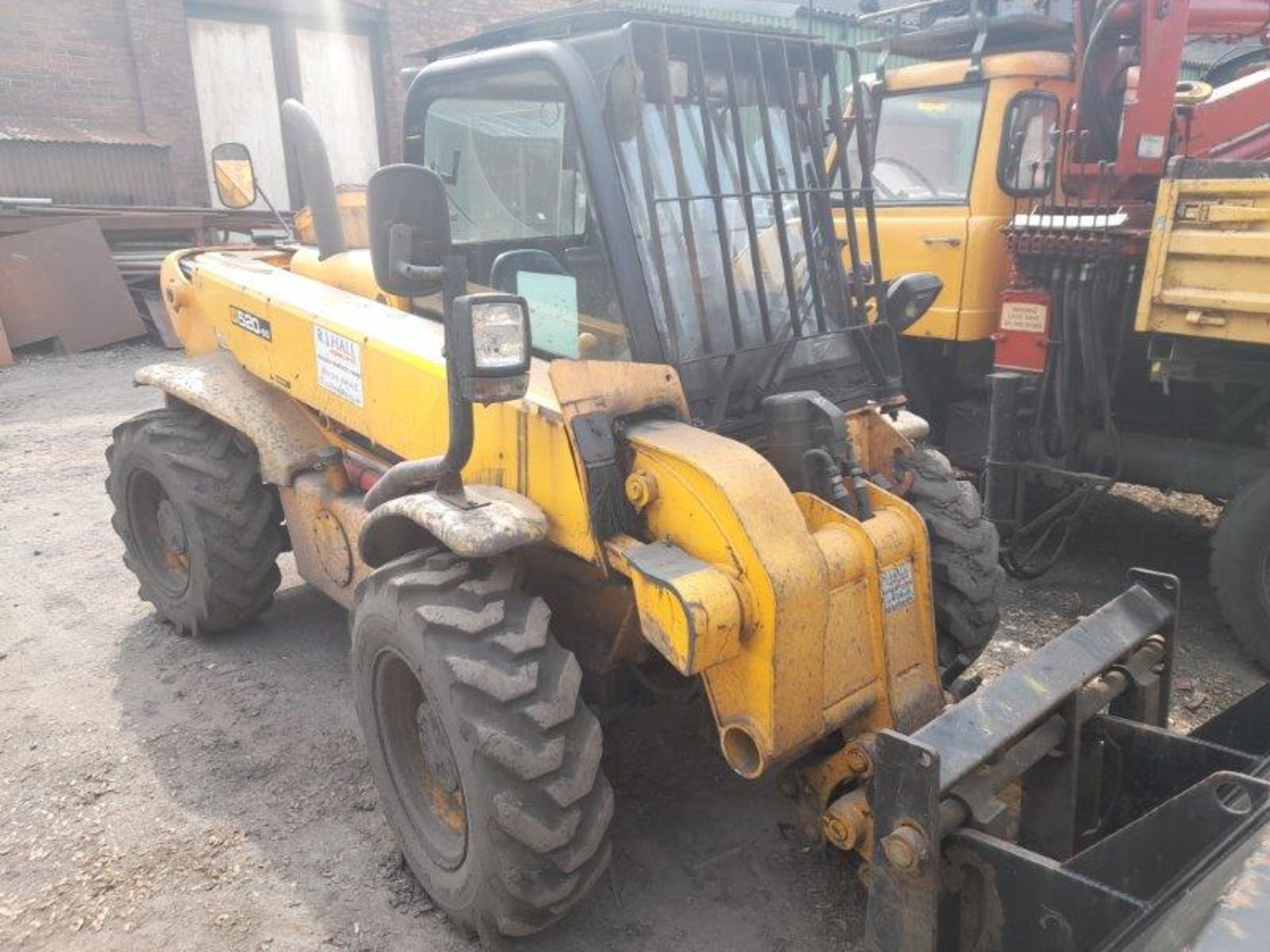 JCB Loadall 520-50 telehandler, Reg No: KX60GFT, recorded hours: 3,174, with fork attachment.