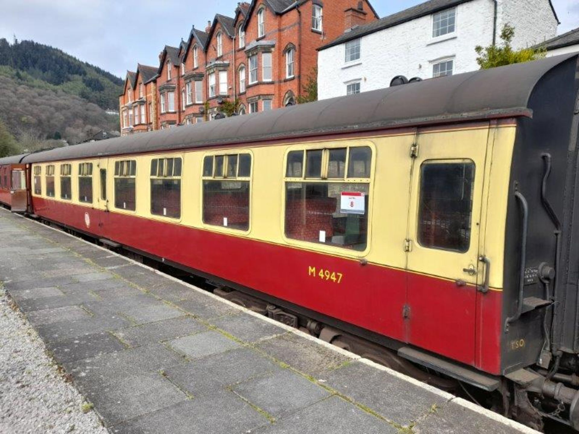 BR Mark 1 type TSO coach, no. M4947, 64-seats in chain link moquette, 2 x WC's, carmine and cream