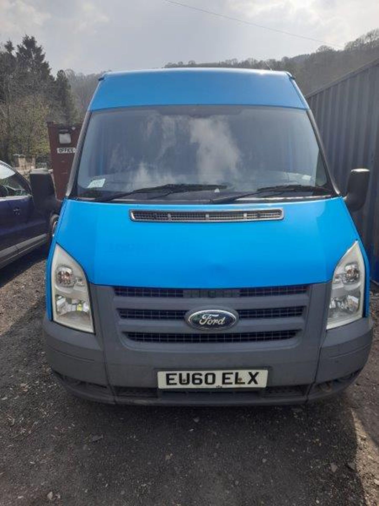 Ford Transit 330 MWB diesel TDCi 115ps medium roof van with windowed slide doors and 2 fitted - Image 3 of 13