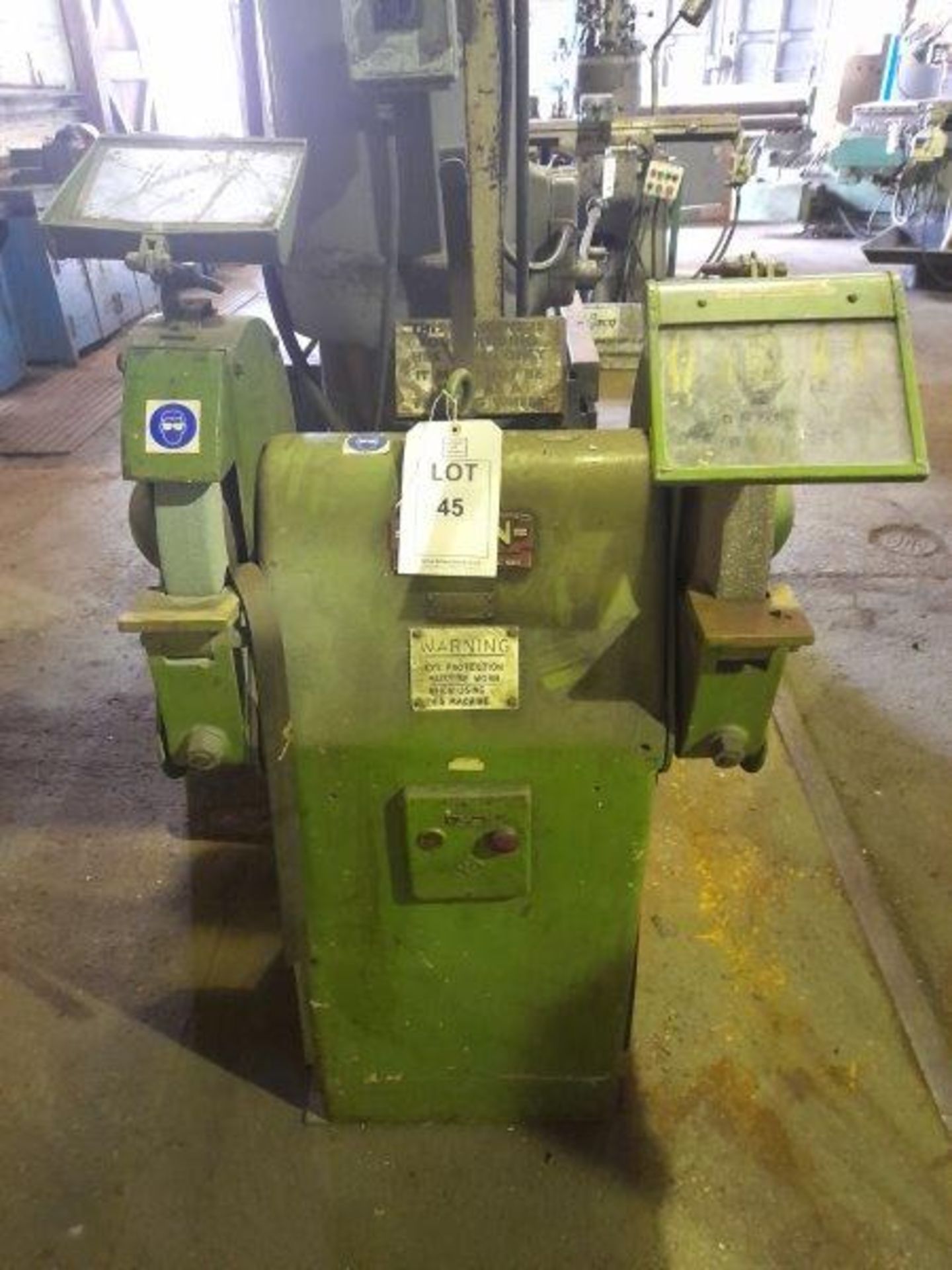 Union 12" double ended pedestal grinder (415V) with hydraulic lift/fall.(Please note: this lot is to