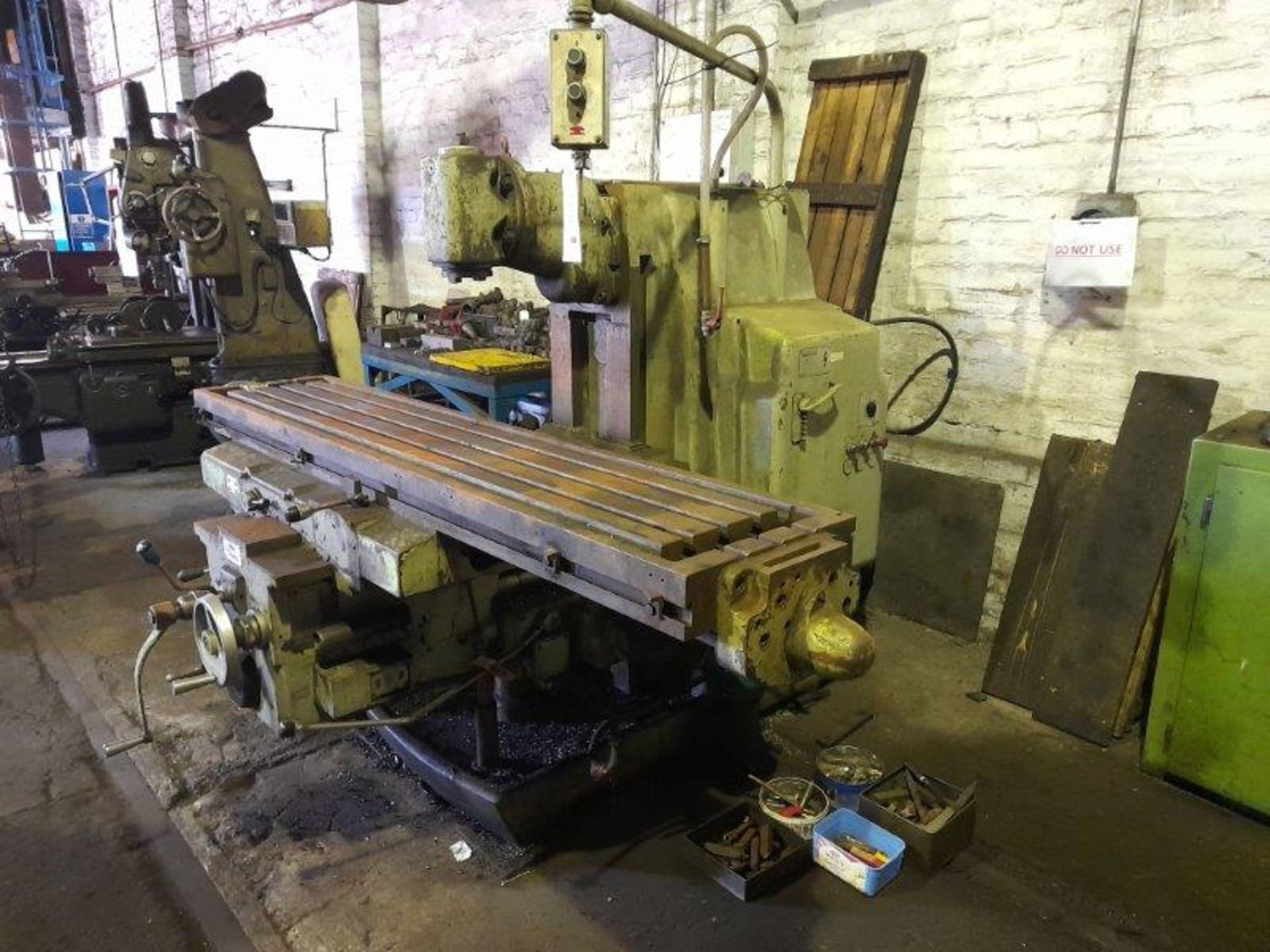 Cincinnati Milacron 420-16 Plain Cinedo horizontal milling machine with vertical head, Serial No: - Image 3 of 5