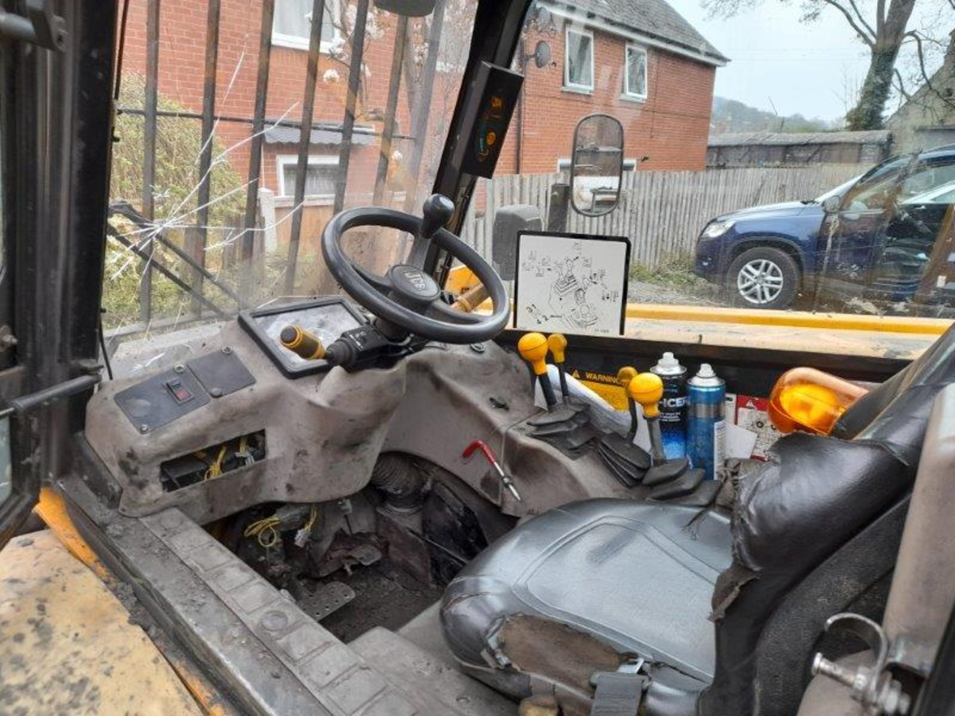 JCB Loadall 520-50 telehandler, Reg No: KX60GFT, recorded hours: 3,174, with fork attachment. - Image 7 of 7