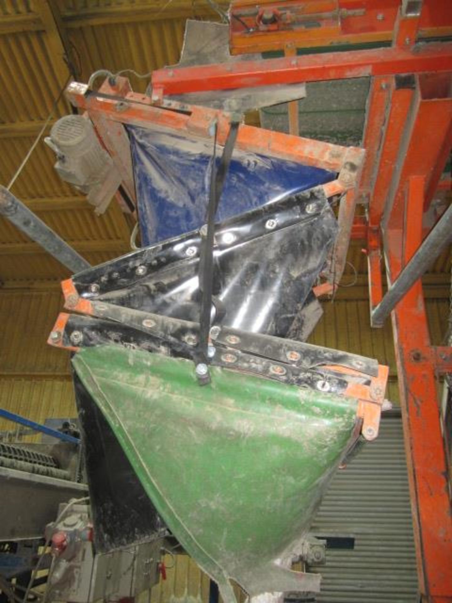 David Harrison inclined belt conveyor, s/n: 91094, approx. belt size: 800mm x 4m mounted on Downs - Image 5 of 9