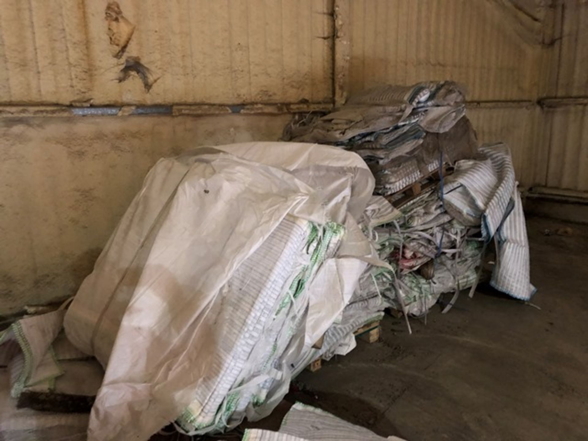 Quantity of 1 ton potato bags, circa 100 (Please Note: Purchaser will be required to provide us with