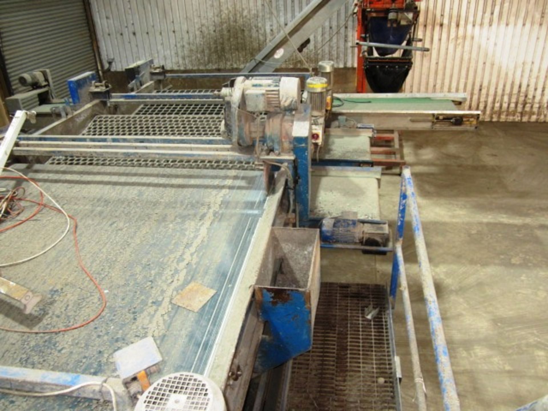 Seed potato sizing, grading and cleaning line including - Miedema type SB55 mobile receiving hopper, - Image 13 of 19