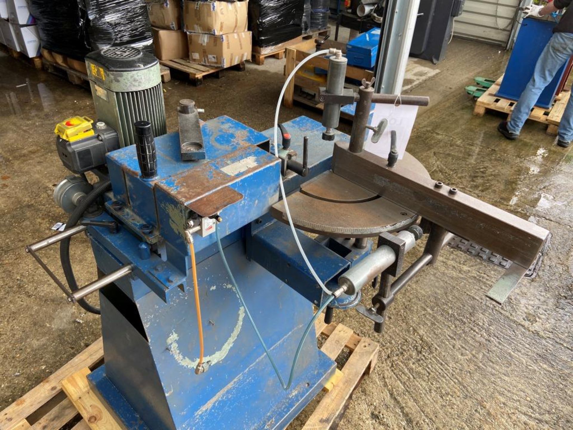 Graule AKF 6/250 end milling machine, single blade s/n 1994-09 - Image 4 of 5