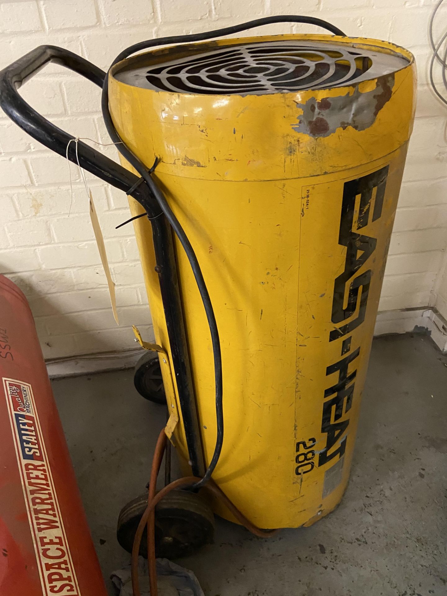 Easy heat 280 propane space heater on trolley