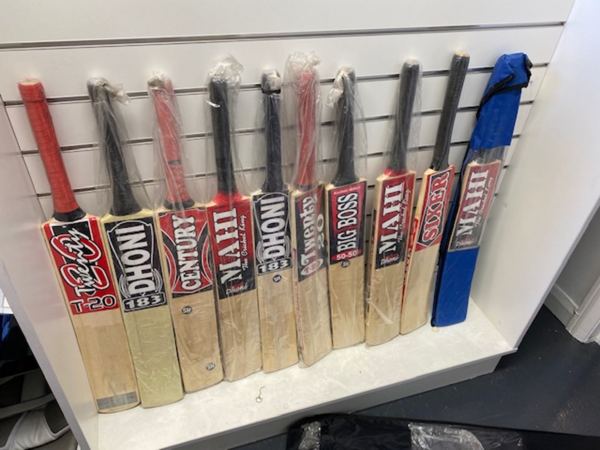 Ten various Kashmir Willow indoor cricket bats c/w carry case size 6