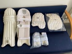 Ganador mens right handed cricket pads gloves & chest guards