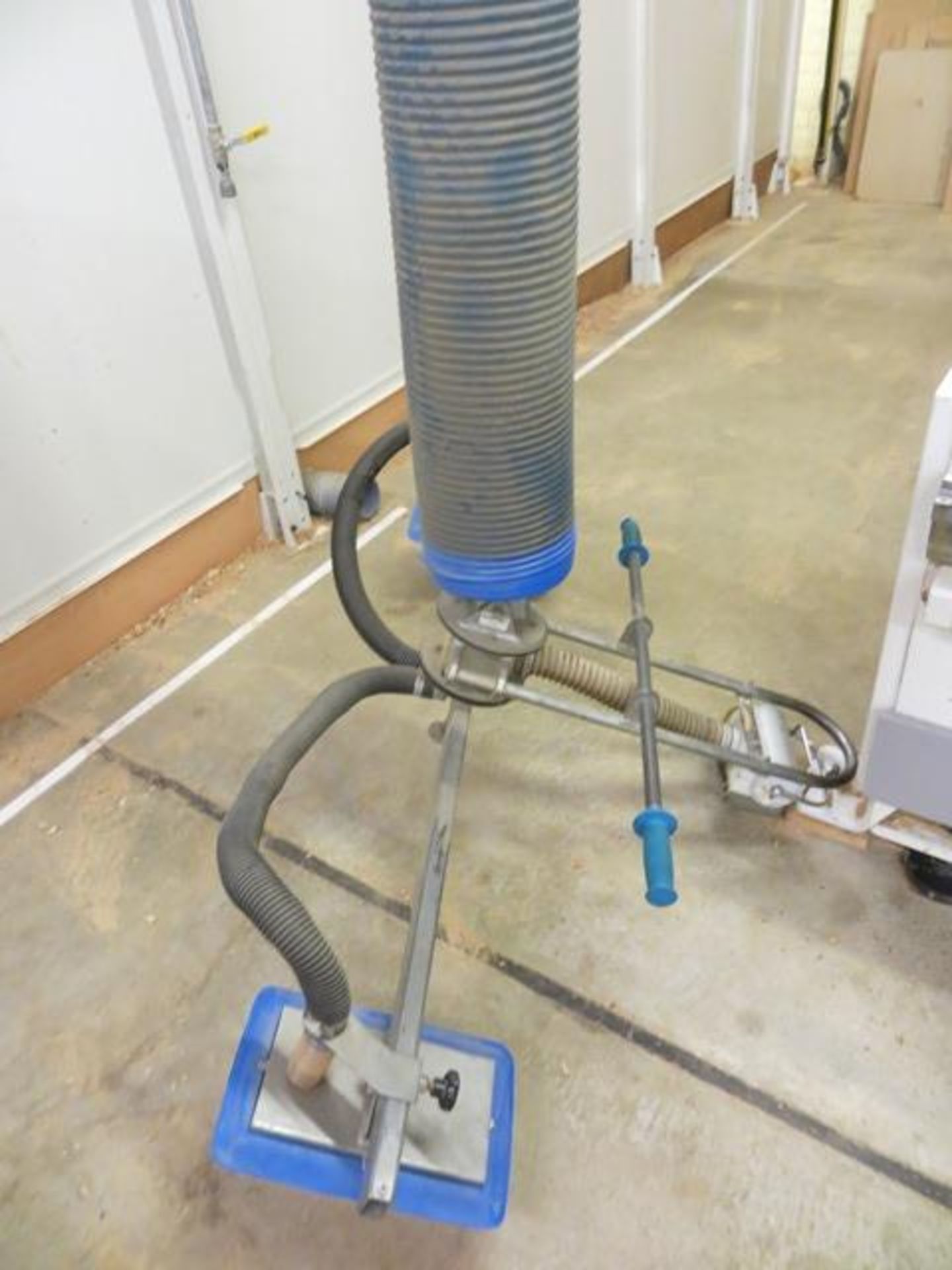 Palamatic jib mounted panel vacuum lifter SWL 100kg (3 Phase). * A work Method Statement and Risk - Image 3 of 4