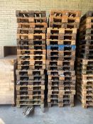 Approx 35 used Euro Pallets as lotted