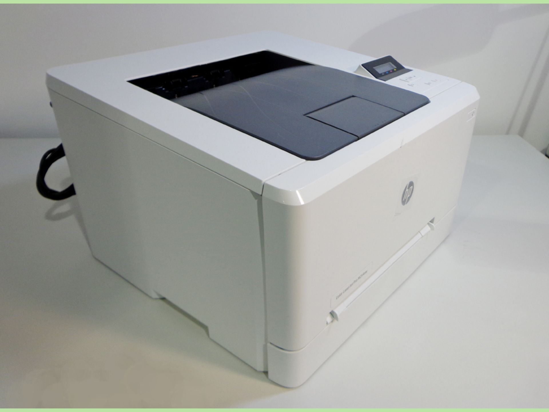 BD FACSCelesta flow cytometer is designed to make multicolor flow cytometry more accessible and - Image 19 of 35