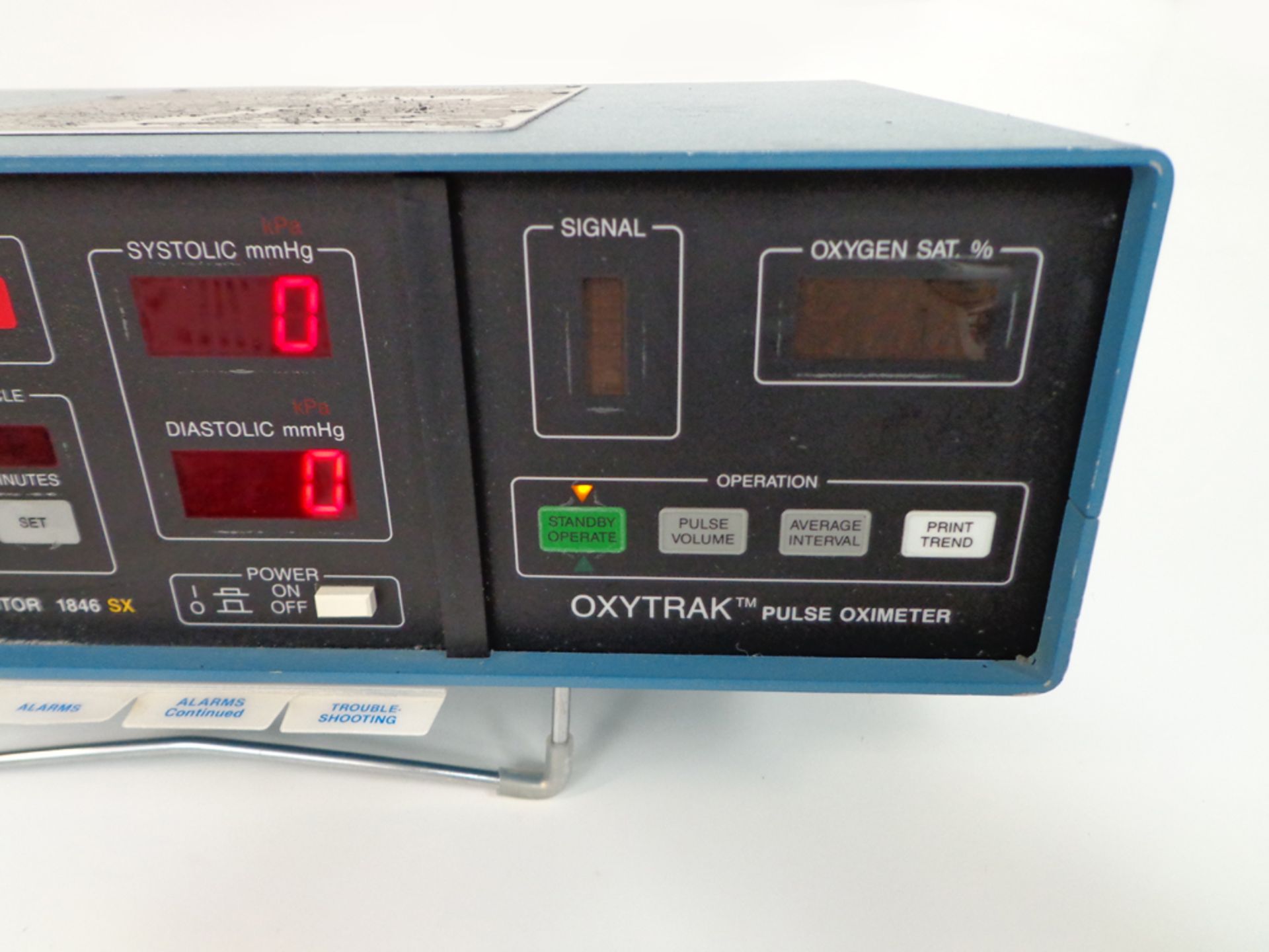 Critikon Dinamap 1846 SX Vital Signs Monitor with Integrated Oxytrak Pulse Oximeter (WA13254) - Image 3 of 8