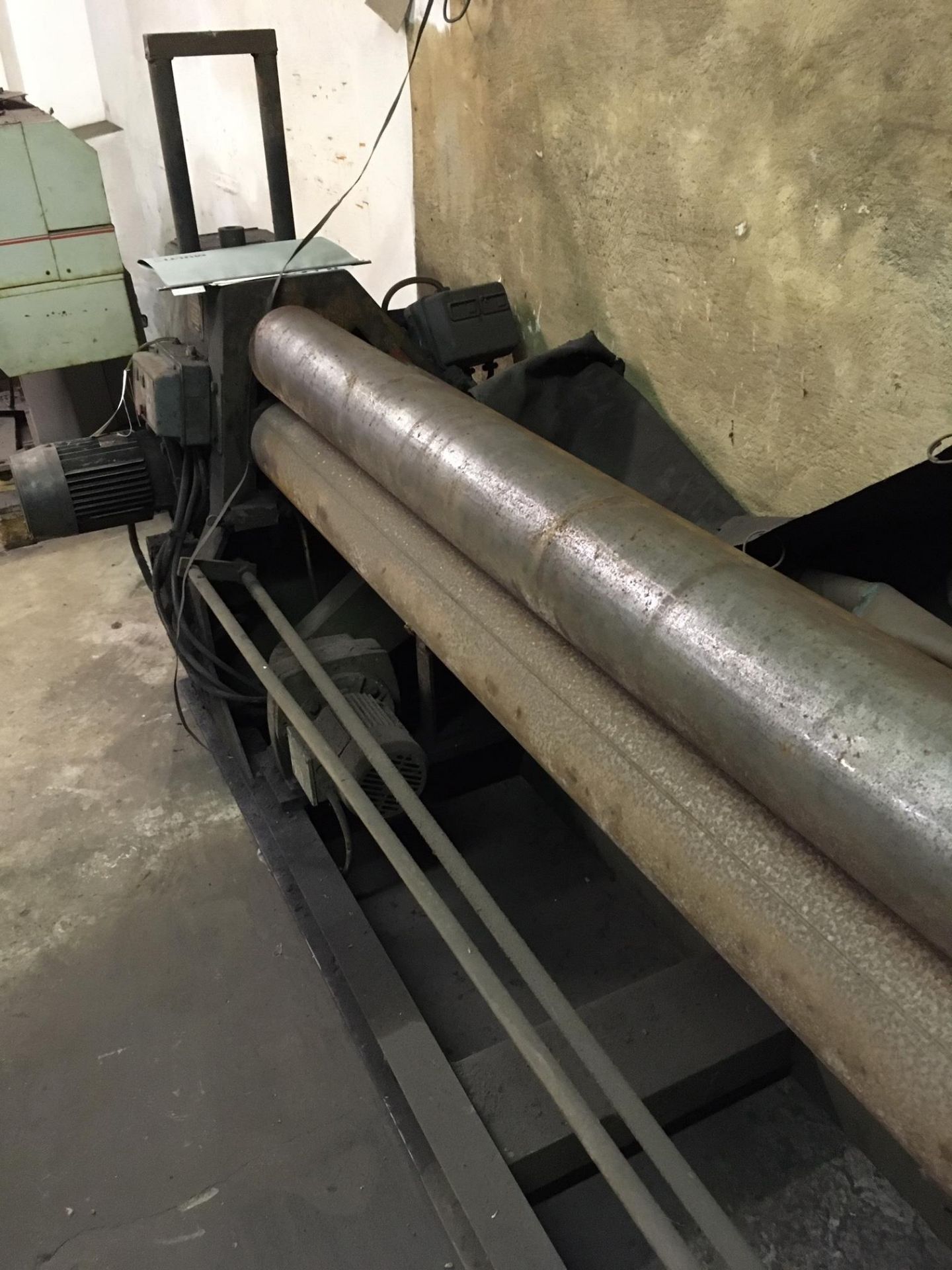 Buxton 80" x 1/8" powered bending rollers, serial no. IP5749180 (Please note: A work Method - Image 3 of 5