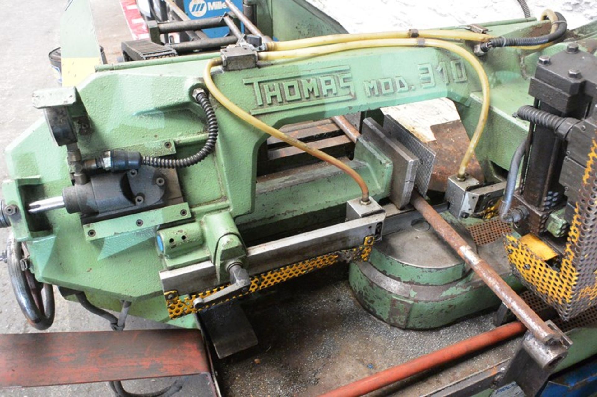 Thomas MOD 310 A.0 automatic mitre base horizontal bandsaw, serial no. 6288, hydraulic clamping - Image 2 of 5