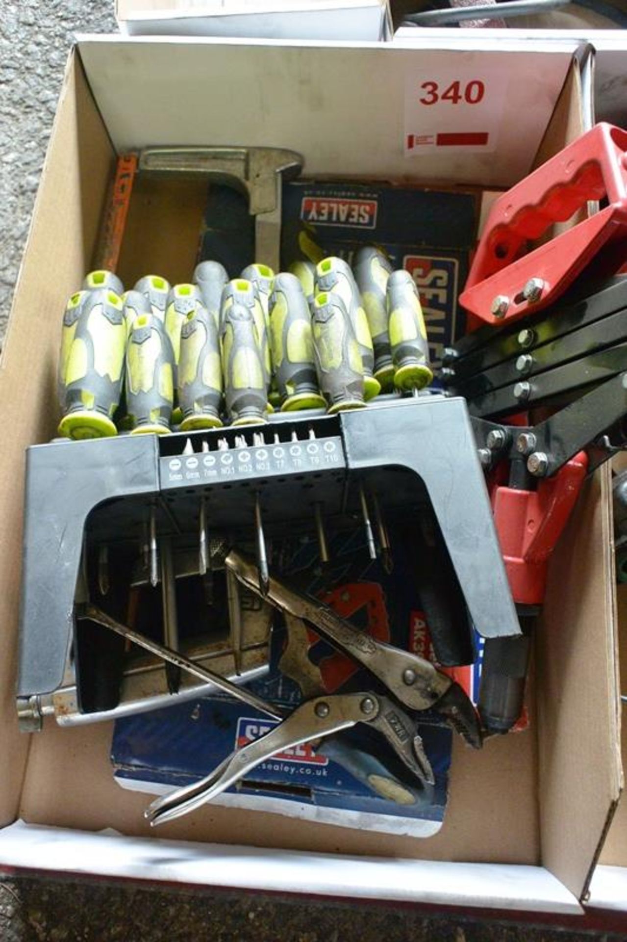 Assorted hand tools (Recommended collection period for this lot Wednesday 15th - Friday 17th