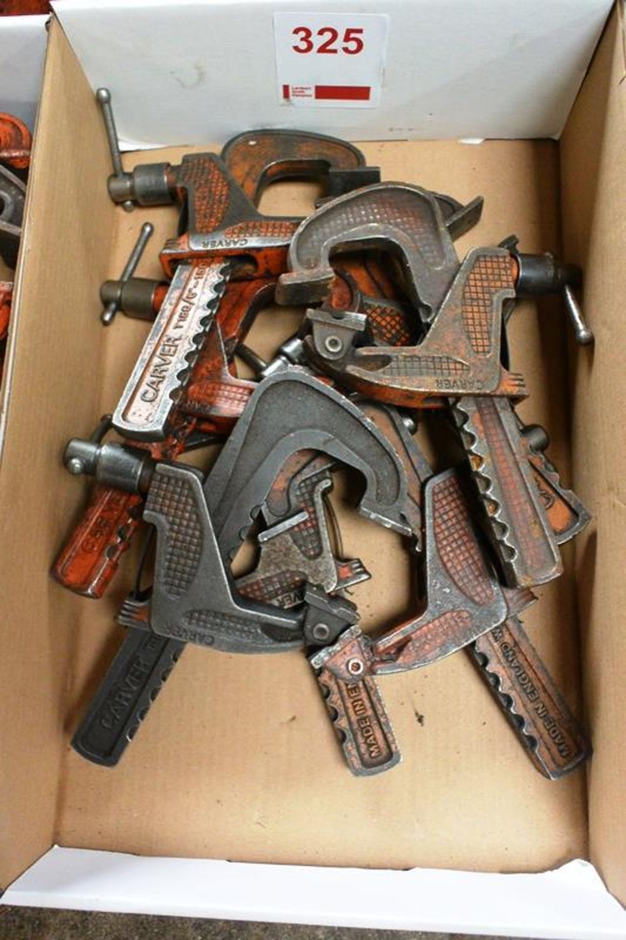 Assorted carver clamps, small (Recommended collection period for this lot Wednesday 15th - Friday