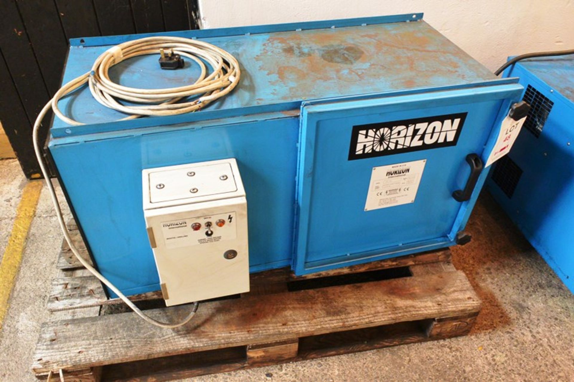 Horizon SE11 electric space heating unit, serial no. 10102 (2018) (Recommended collection period for