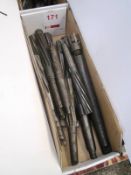 Box and contents to incl. various taper shank/straight, reamers, etc. (as lotted) (Recommended