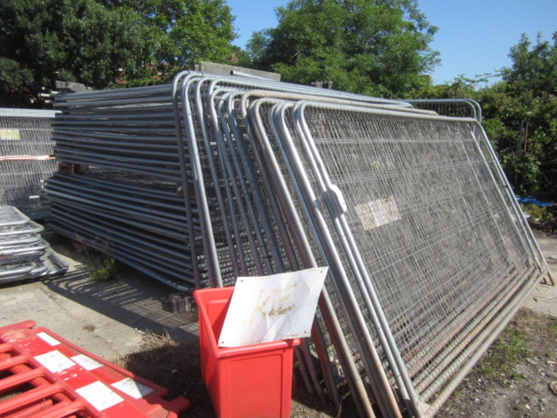 Two hundred and sixty Hera fencing panels, eleven 2100mm gates, twelve 1050mm gates, twenty three