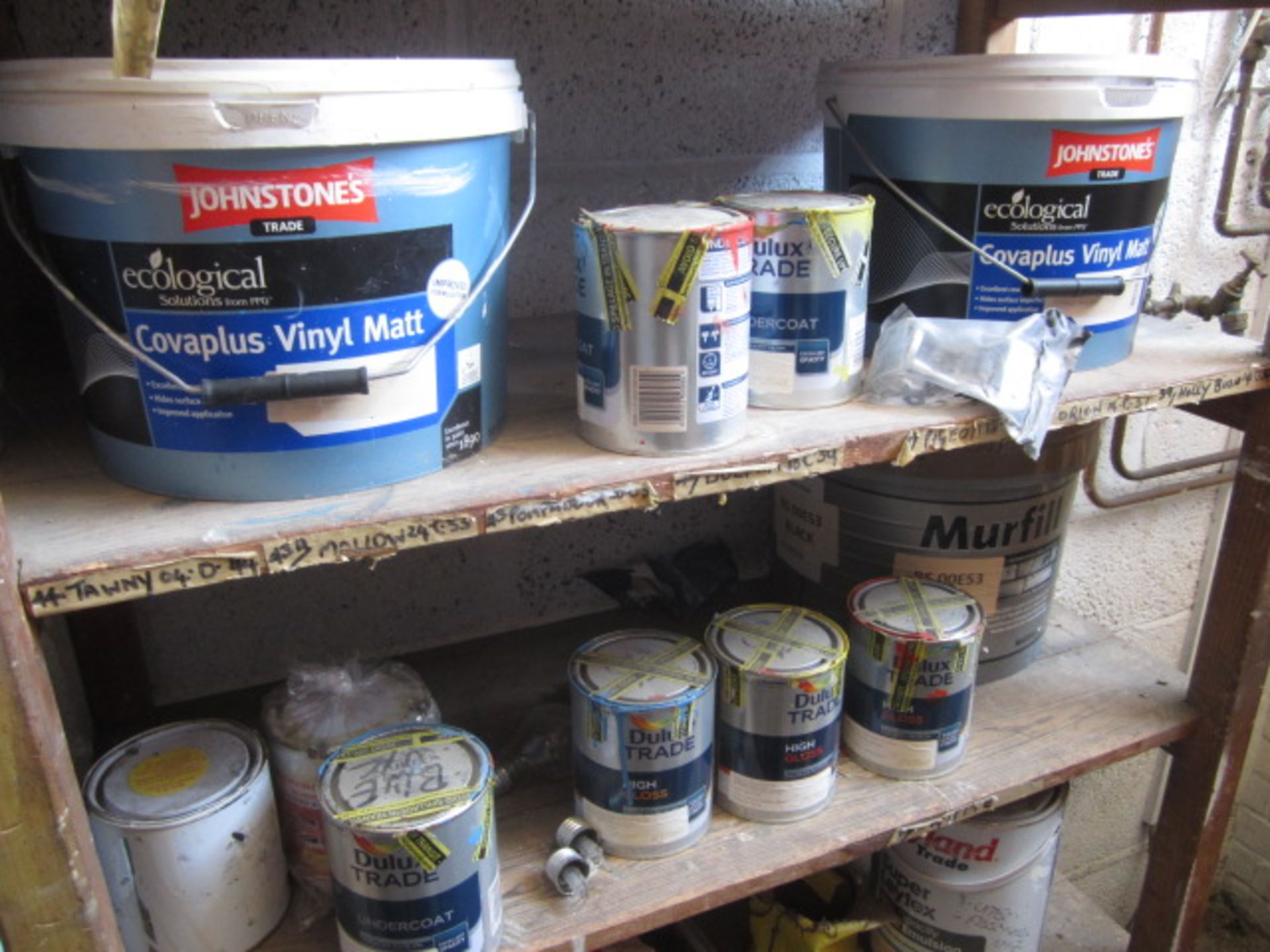 Quantity of assorted part tins of paint, including white, eggshell, high gloss, emulsion, Smith - Image 8 of 9