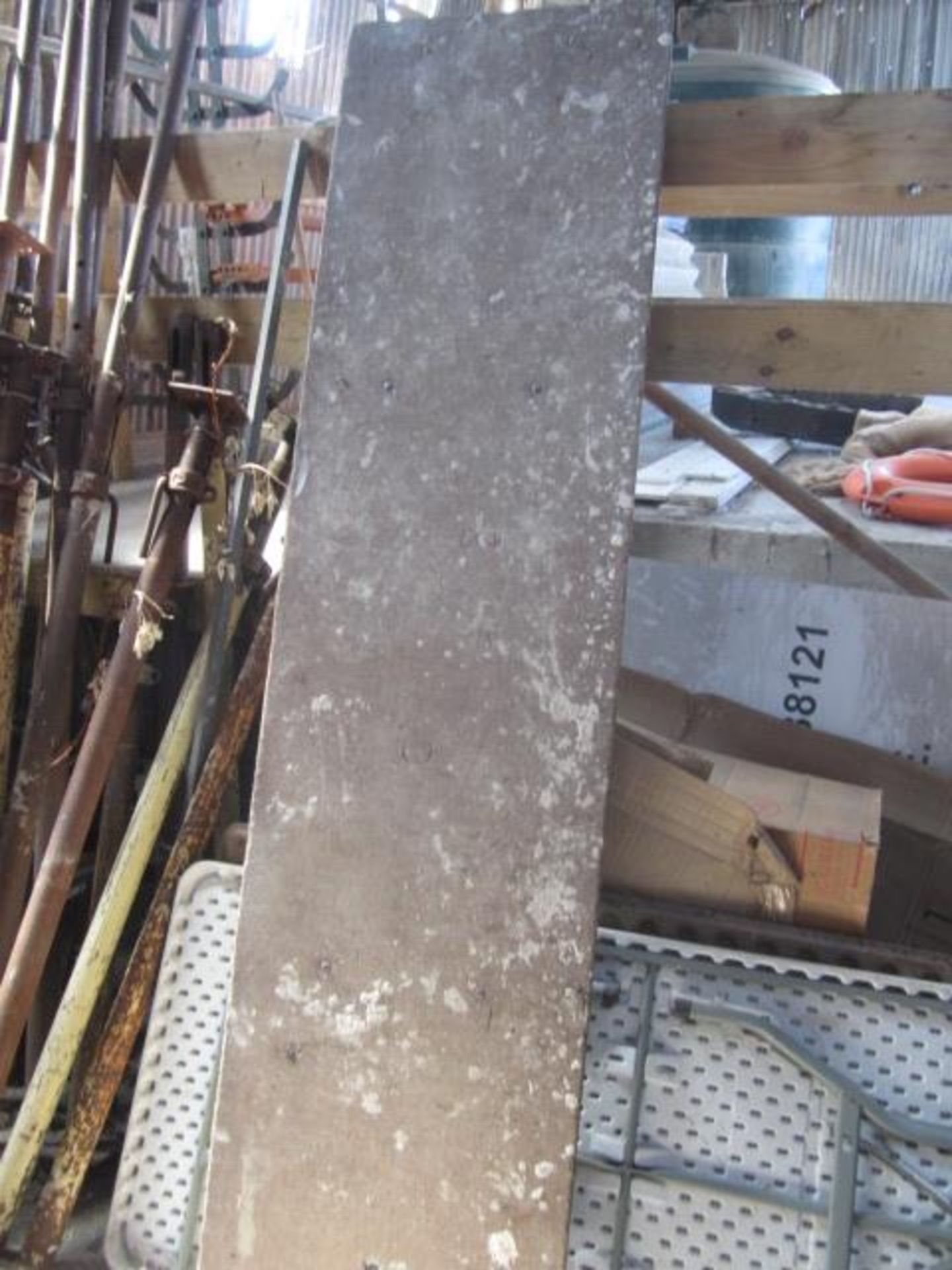 Thirteen assorted scaffold board panels and nineteen assorted ladders - Image 6 of 6