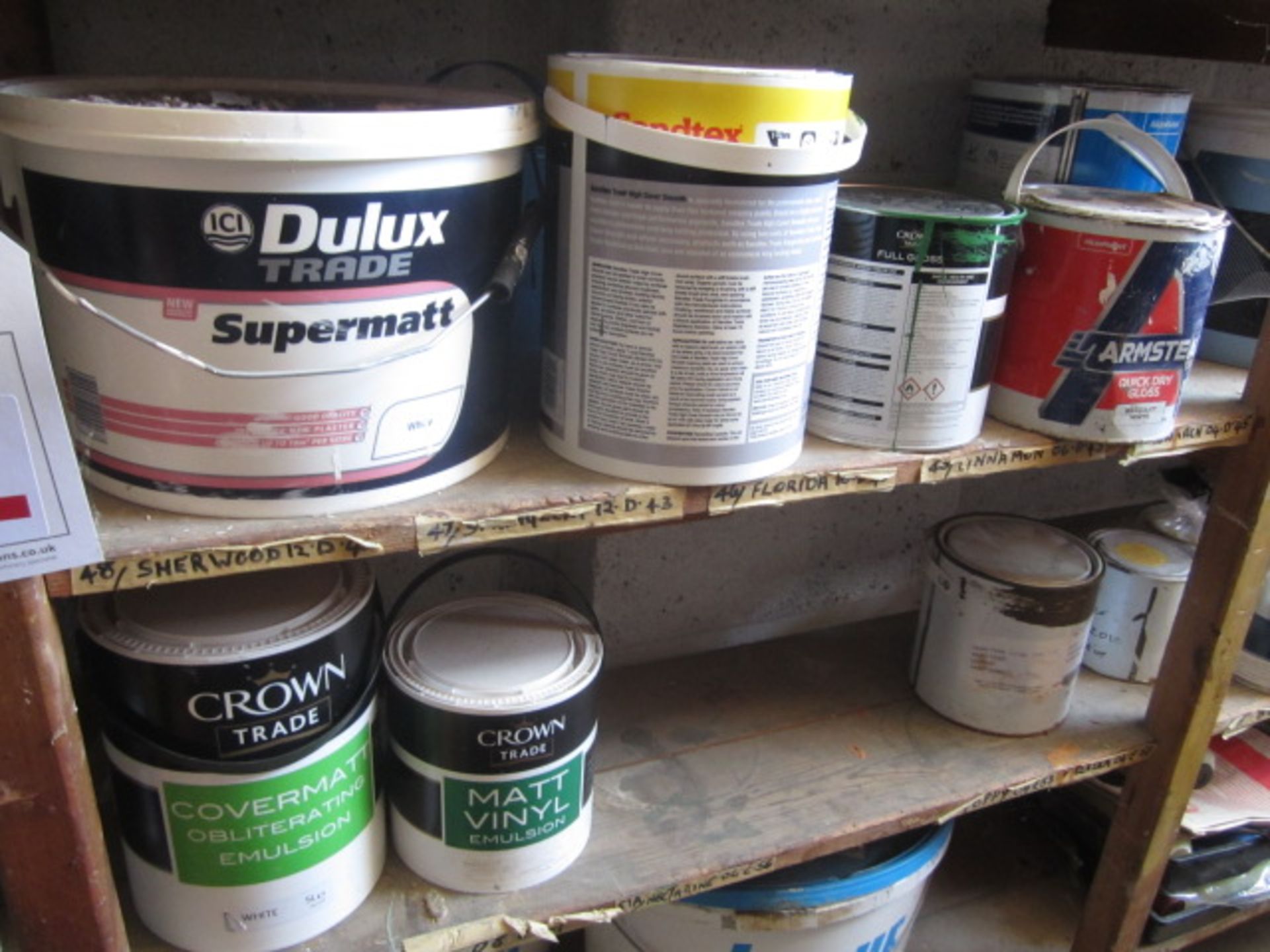 Quantity of assorted part tins of paint, including white, eggshell, high gloss, emulsion, Smith - Image 5 of 9