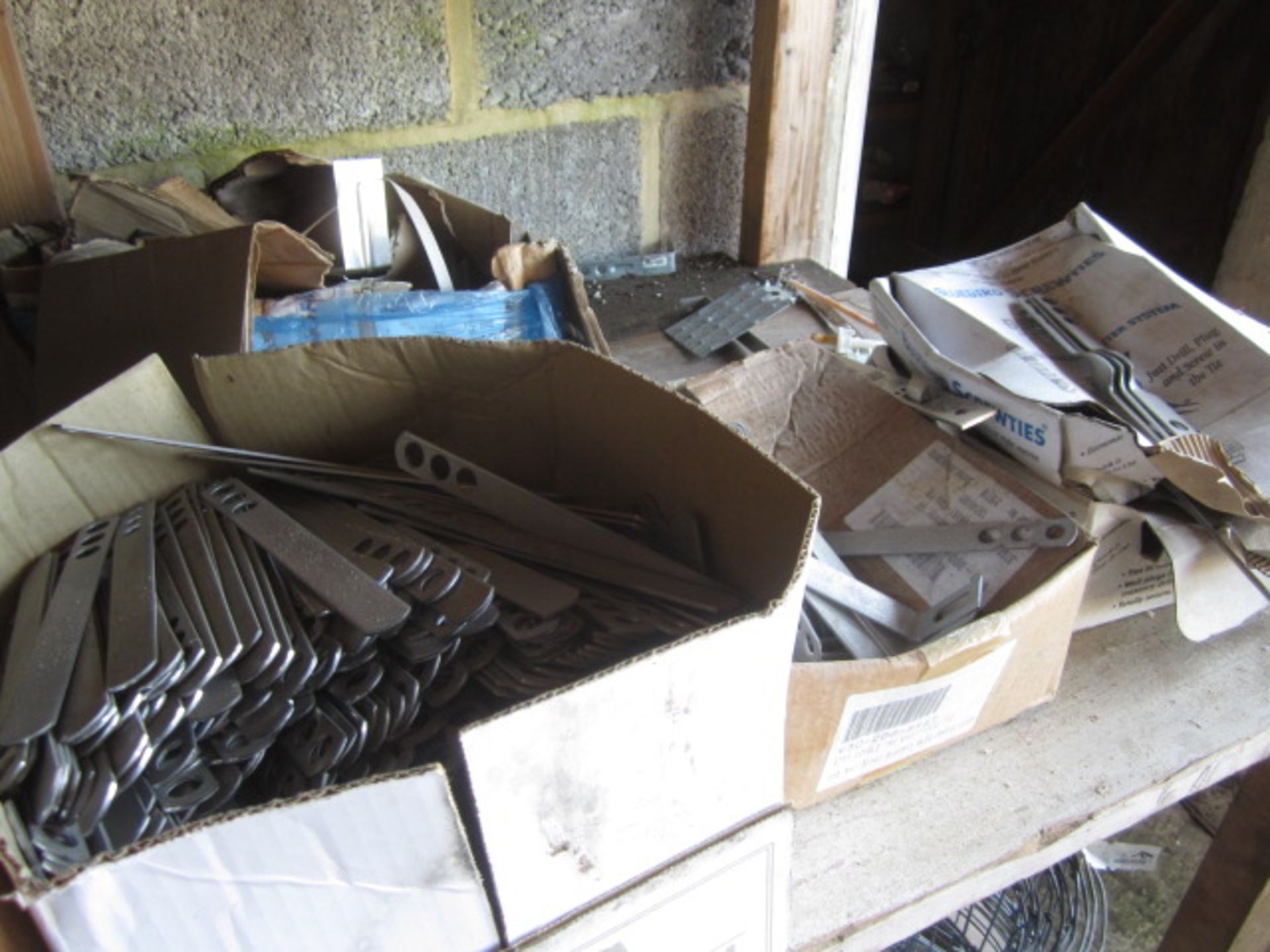 Quantity of assorted wall ties, stainless steel fixings, core membrane etc., - Image 5 of 6