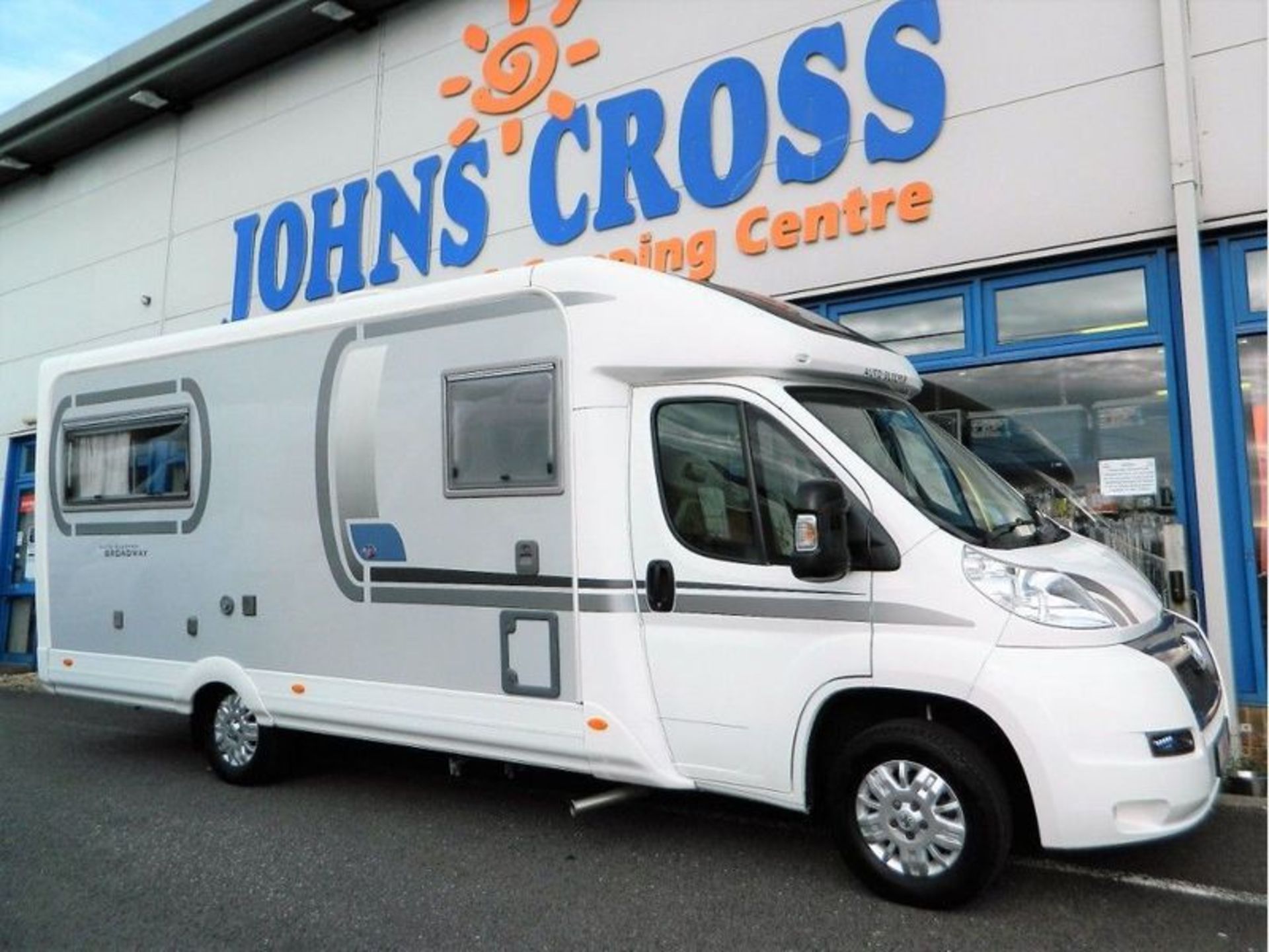 Peugeot 2013 Auto-Sleeper Broadway EL, 2.2L 130 HDI Engine, 6 Speed Manual Gearbox, Reg No HV63UXO