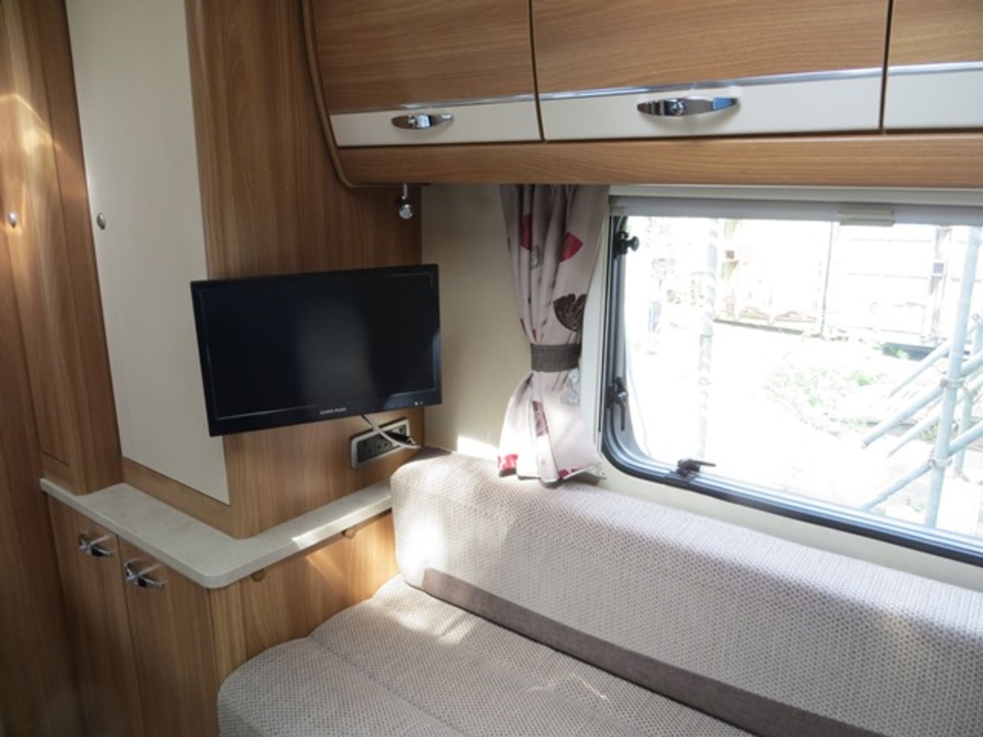 Fiat Ducato 35 Multijet MWB Swift Sundance 584PR Turbo diesel Euro 5 Motor Home 2.3L Reg No GN15 DLO - Image 13 of 20