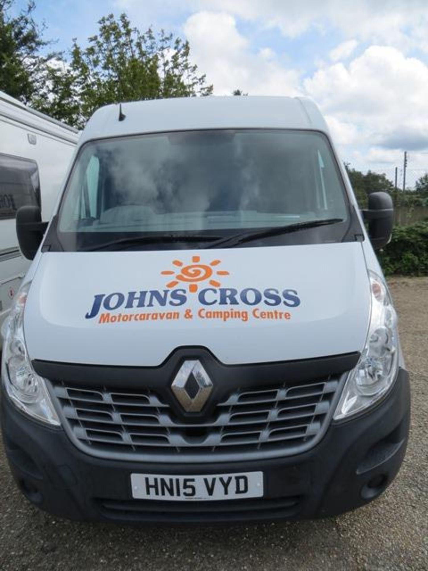 Renault Master LM35 2.3L Dci diesel Panel Van Reg HN15VYD d.o.r. 12/05/2015 MOT 07/01/2022 77,846 - Image 6 of 9