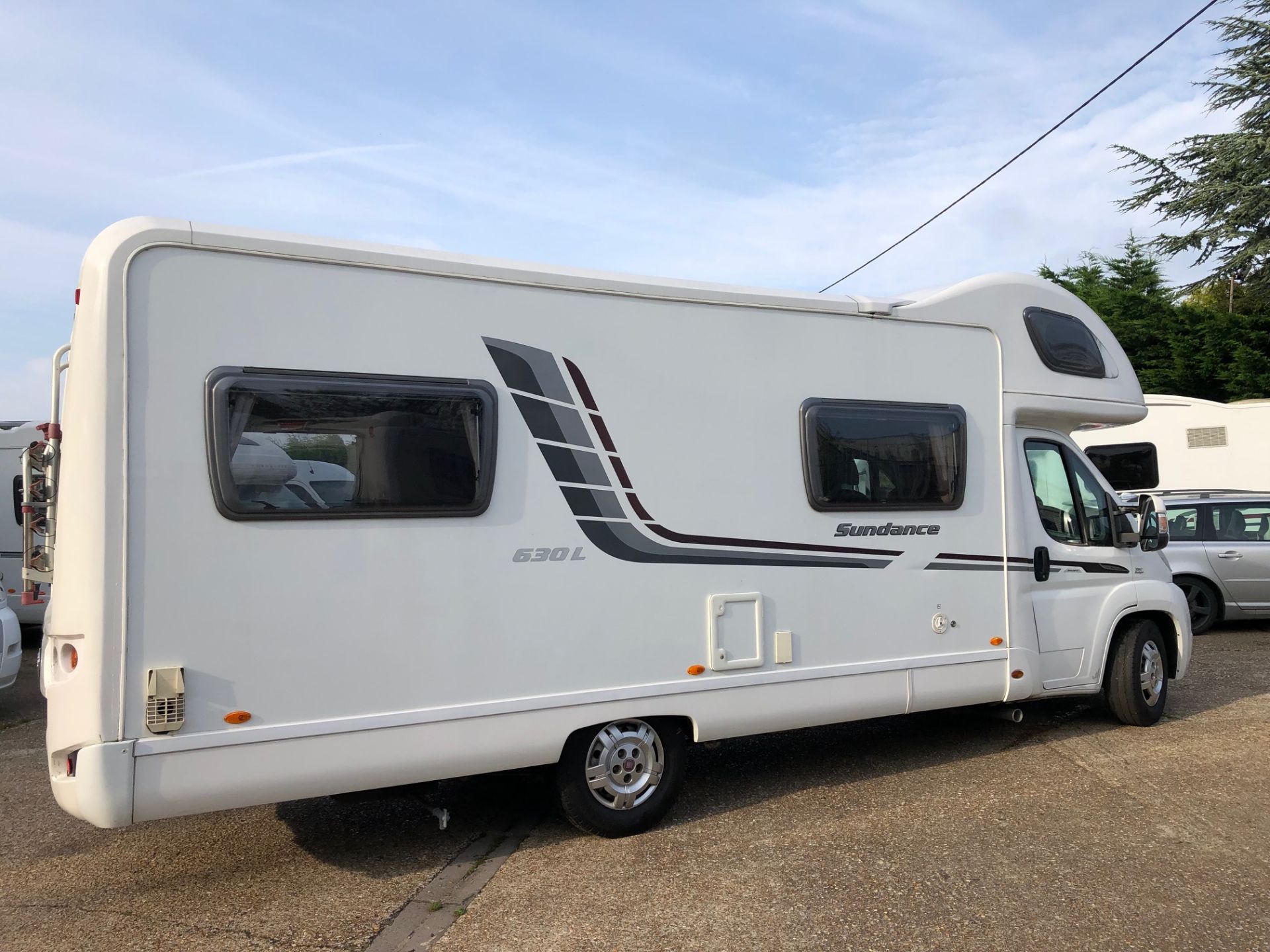 Fiat Ducato 40 Maxi Multijet Swift Sundance 630L Turbo diesel 6 Berth Motor Home 2.3L 130hp Reg No - Image 2 of 18