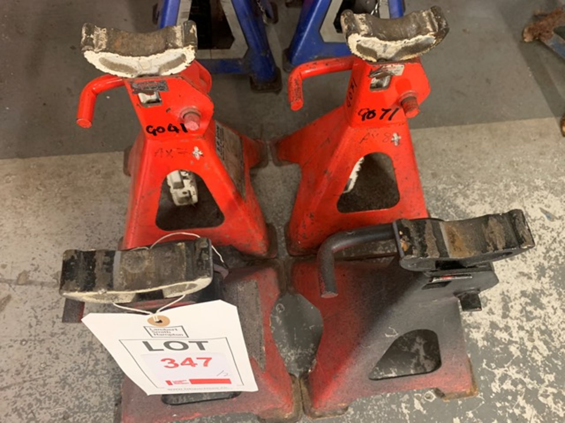 Two sets of 2 Ton axle stands (short reach)