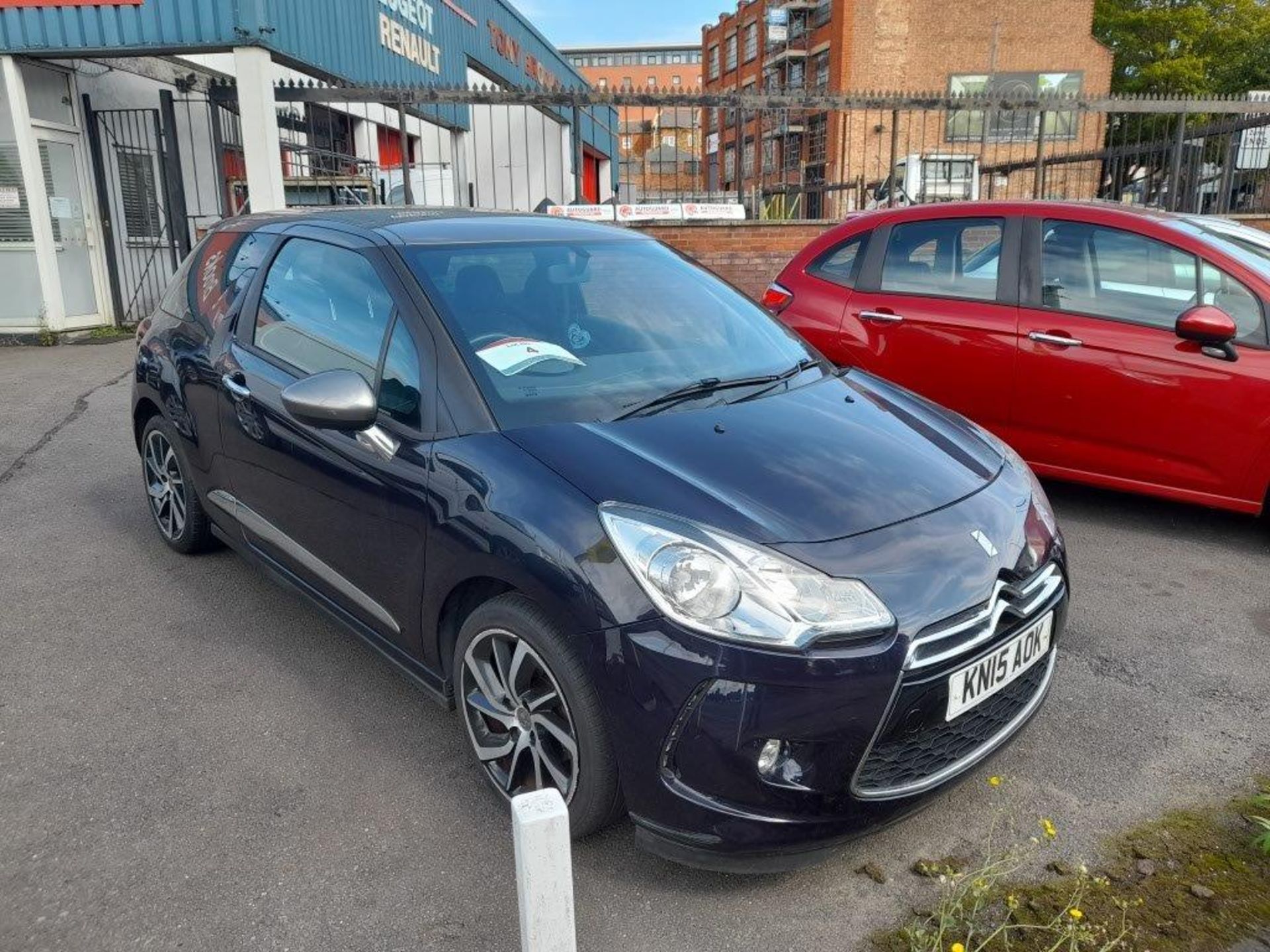 Citroen DS3 1.2 PureTech 110 D Style Nav 3-door hatchback Registration no. KN15 AOK Date of