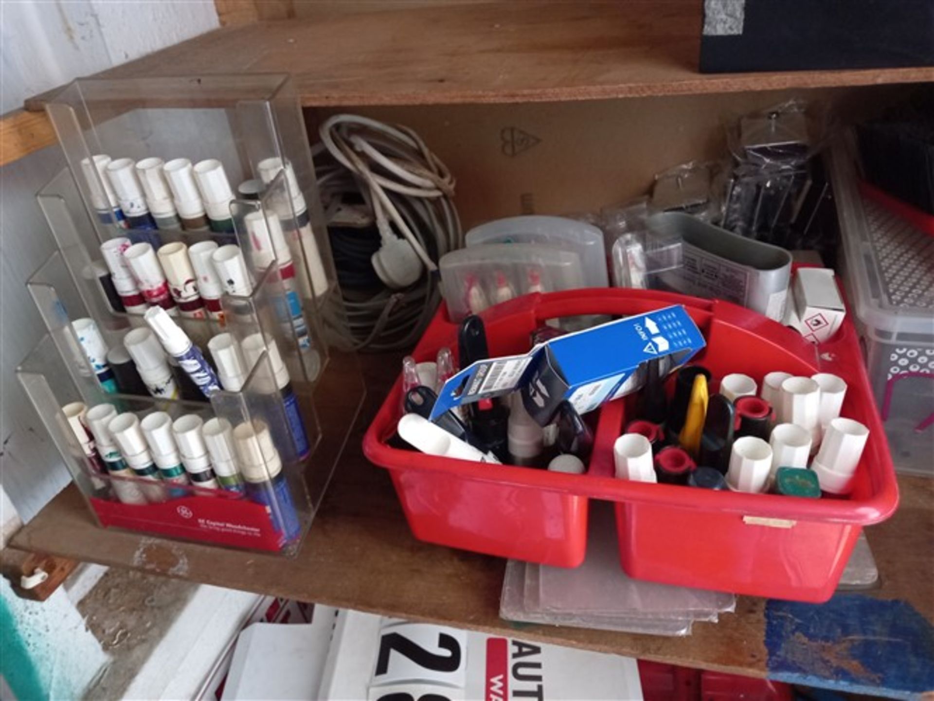 Contents to small store room comprising touch up paints and polishers and forecourt sundries - Image 2 of 3