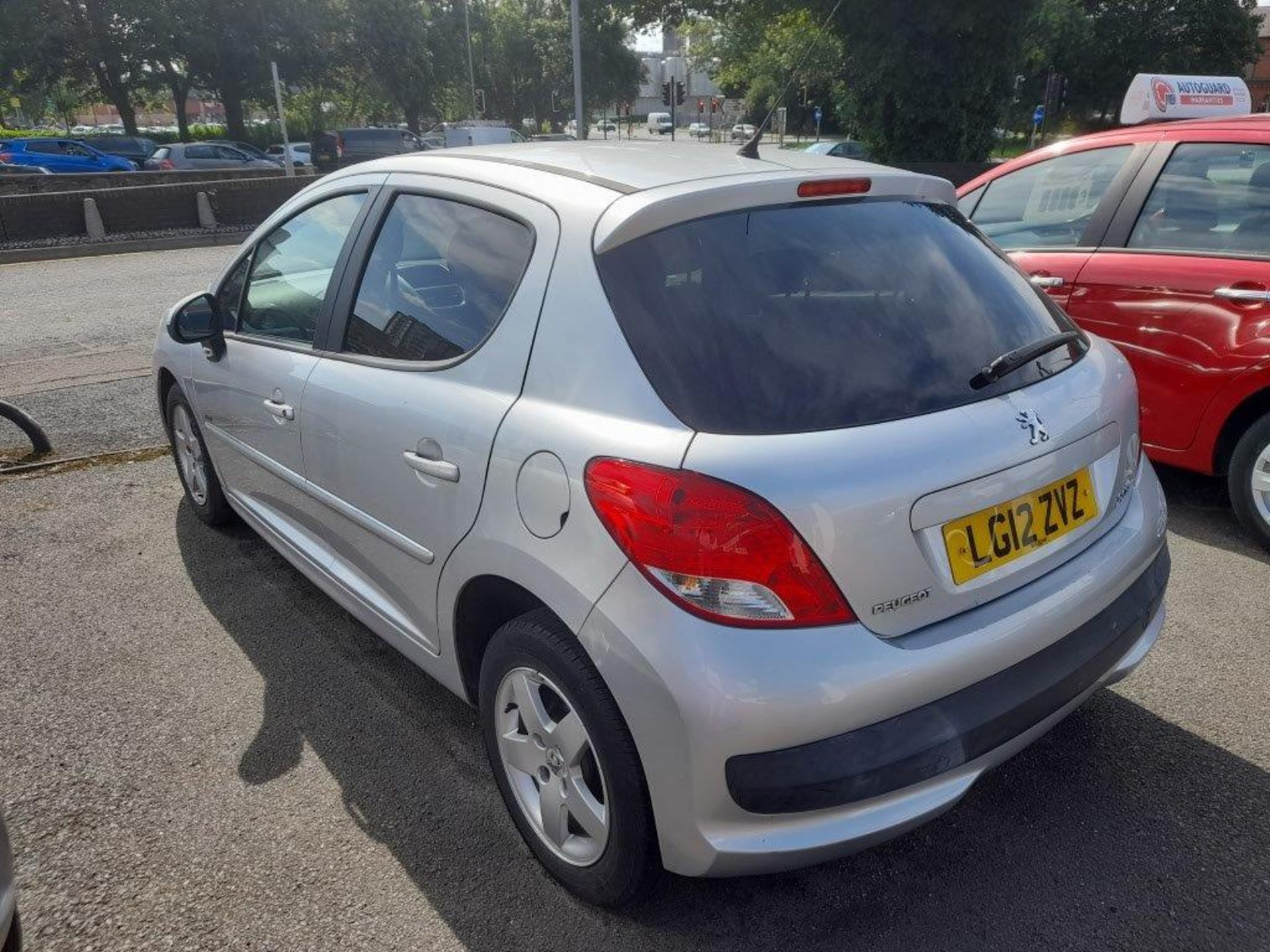 Peugeot 207 1.4 Sportium 5-door hatchback Registration no. LG12 ZVZ Date of registration: 09/03/2012 - Image 4 of 11