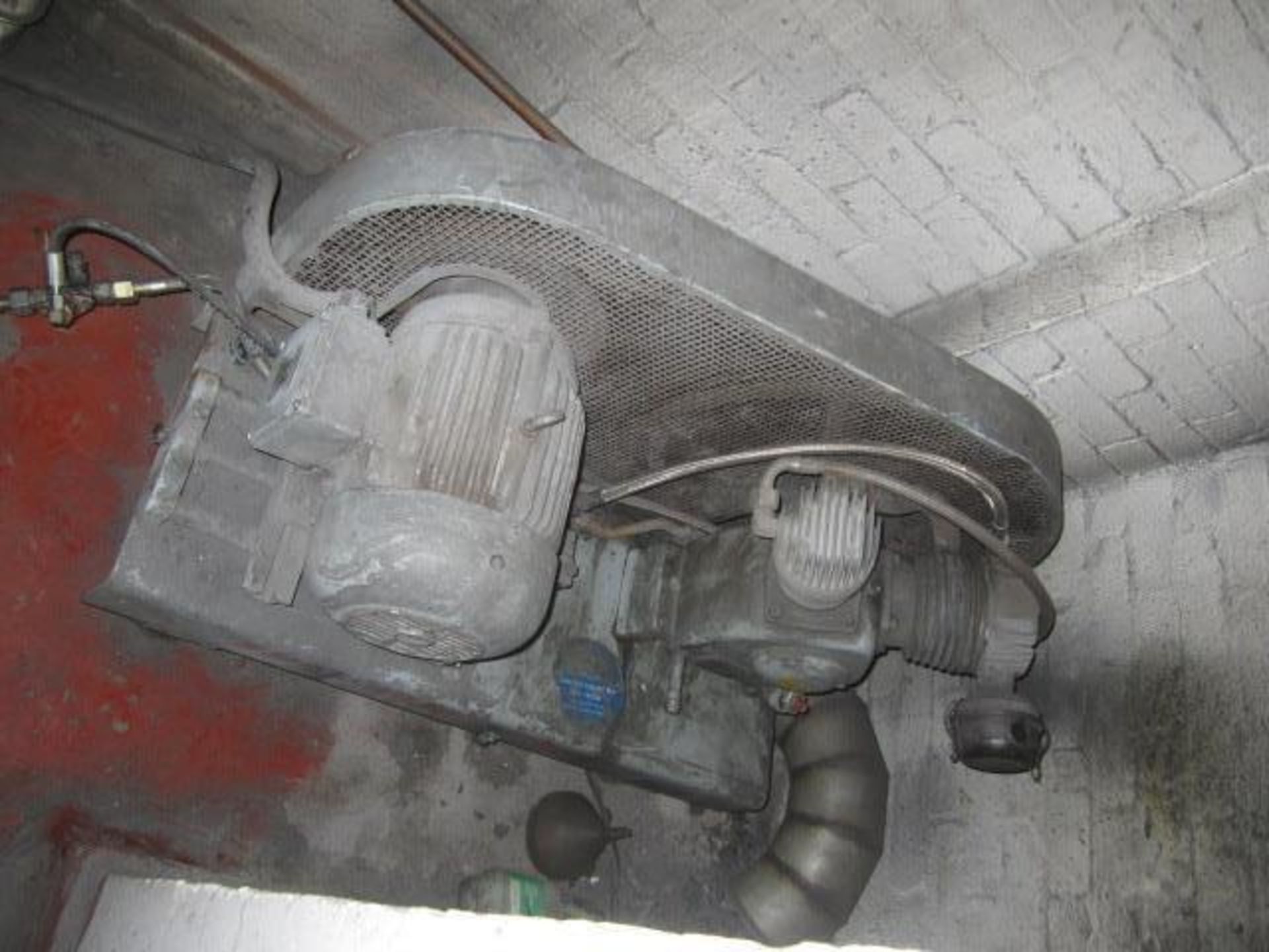 Boge Kompressor reciprocating air compressor, type SKH15, serial no. 295141 (1985) with air