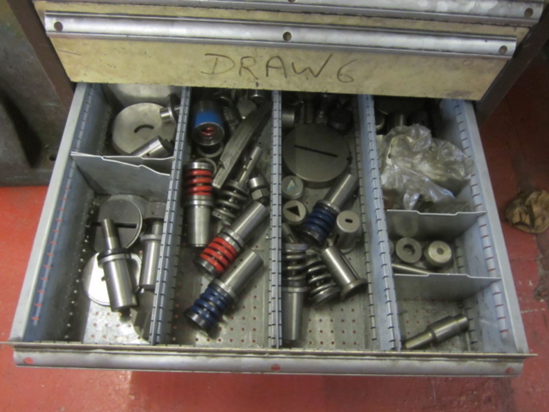 Large quantity of assorted CNC turret punch tooling to include: - Small Station Thin style - Image 17 of 21