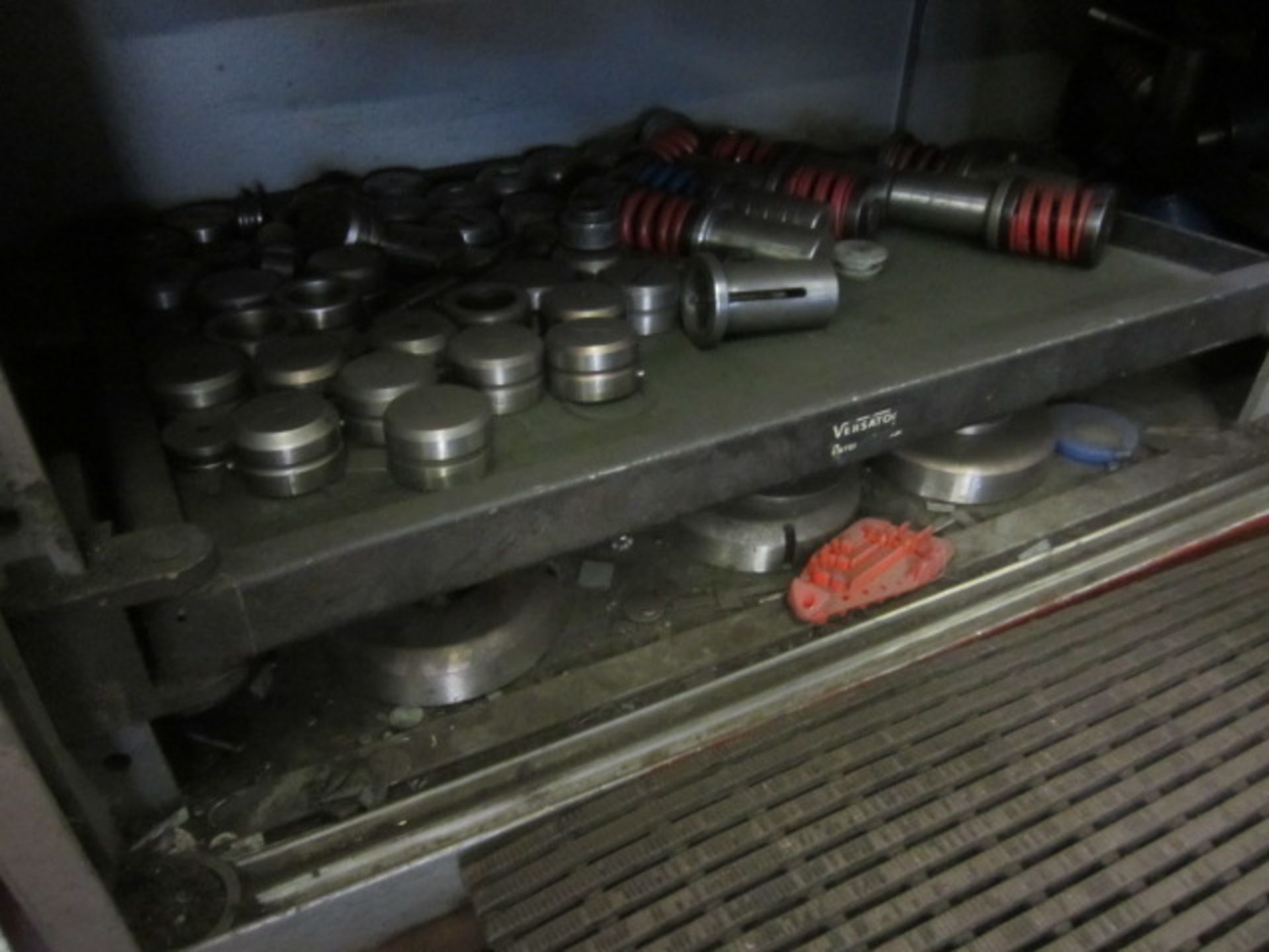 Large quantity of assorted CNC turret punch tooling to include: - Small Station Thin style - Image 8 of 21