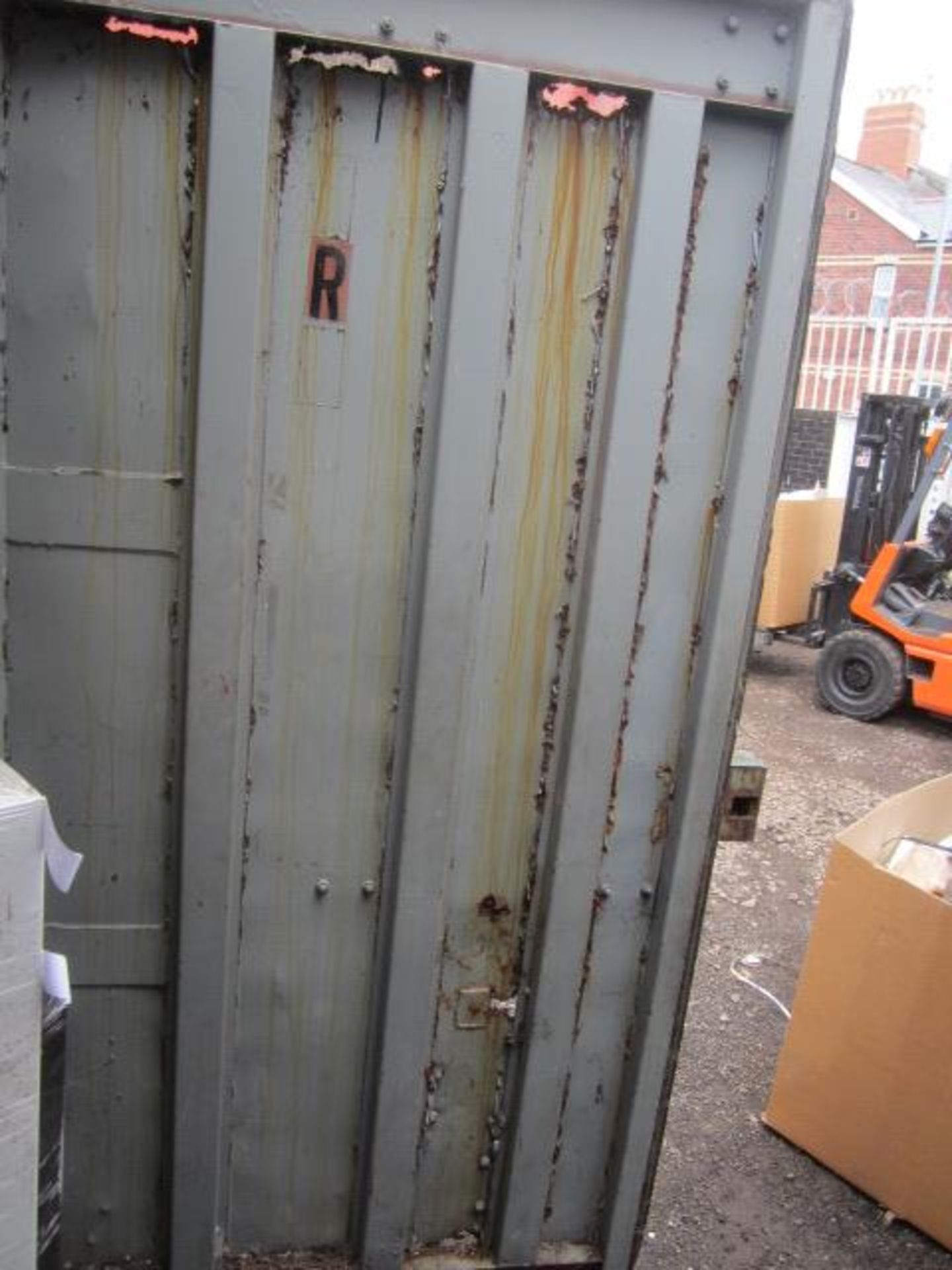 20ft export type shipping container (see photos for condition). A work Method Statement and Risk - Image 11 of 12