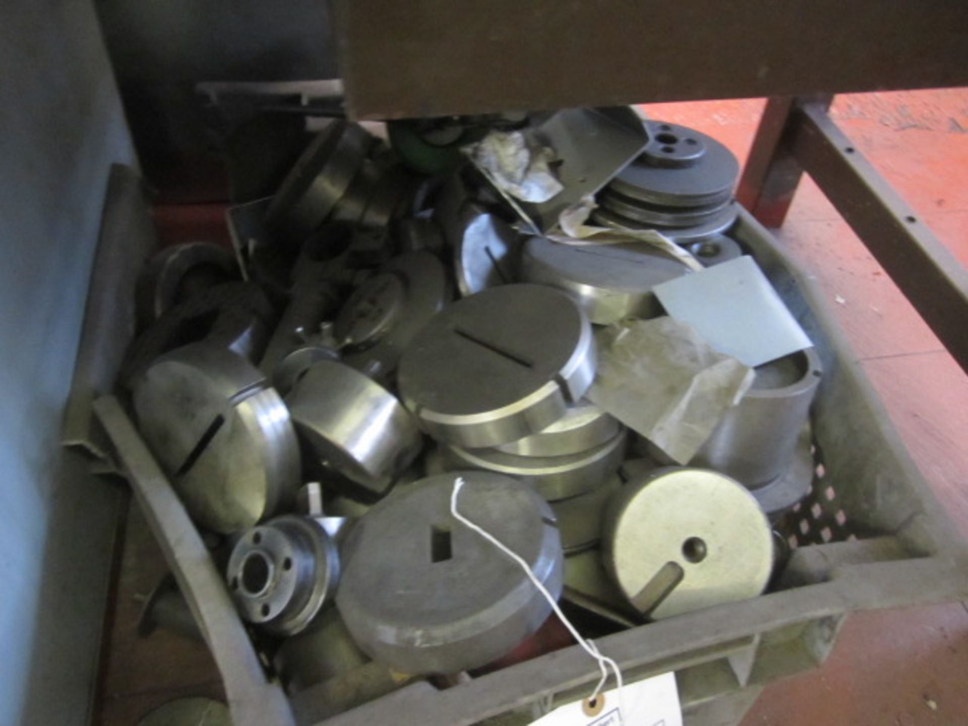 Large quantity of assorted CNC turret punch tooling to include: - Small Station Thin style - Image 19 of 21